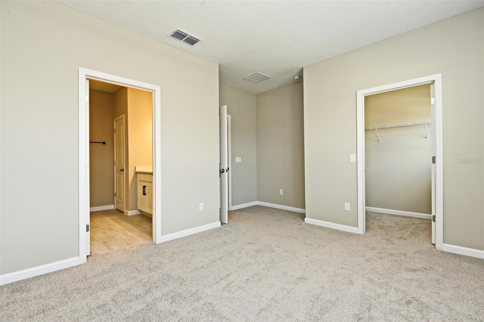 627 BAYHAWK ST, DEBARY, FL, 32713