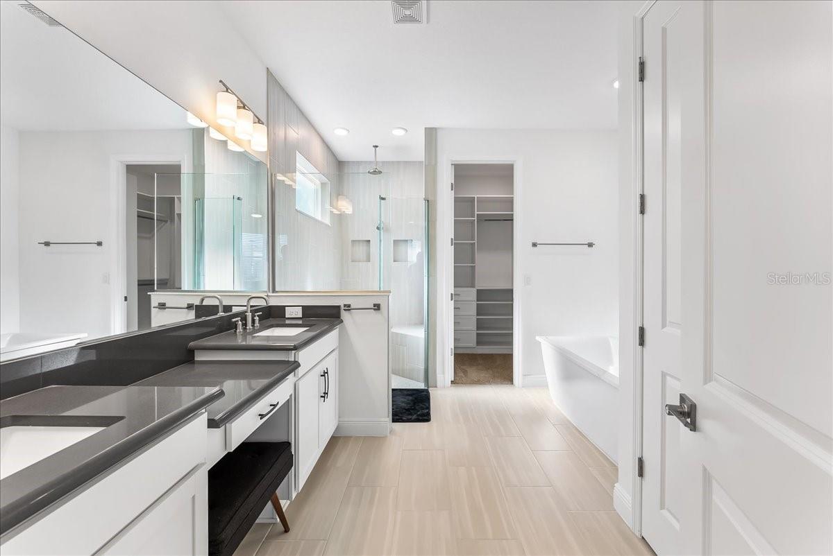 19047 BLUELEAF ST, ORLANDO, FL, 32827