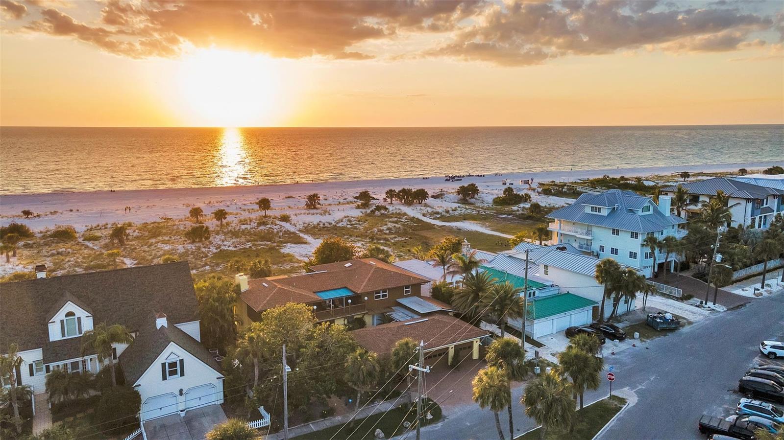 TB8377994 Property Photo