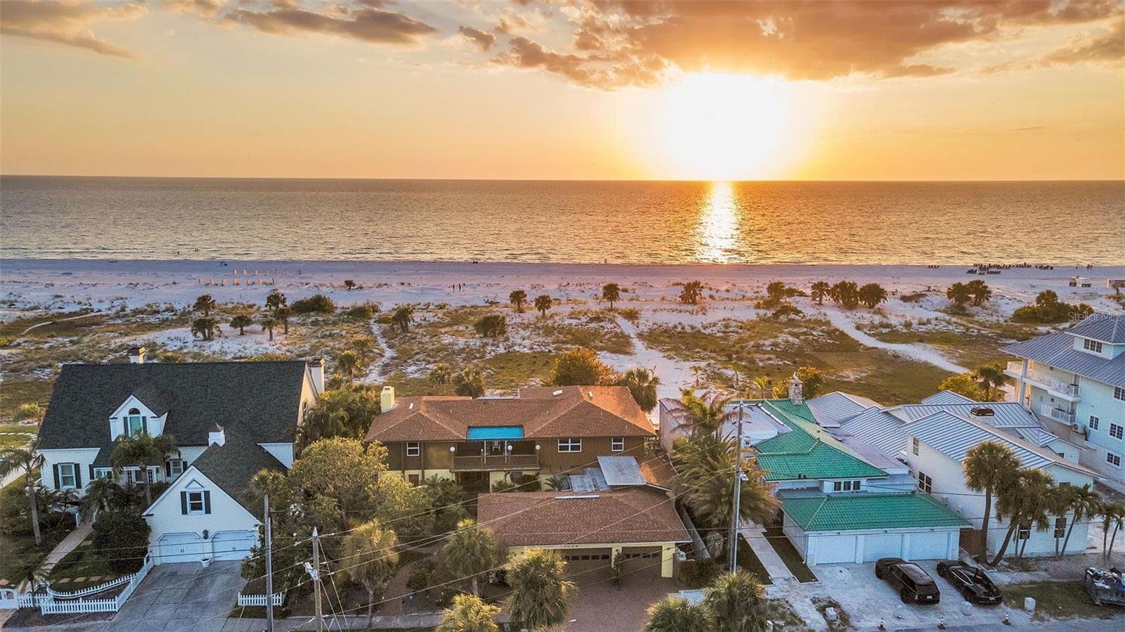 TB8377994 Property Photo