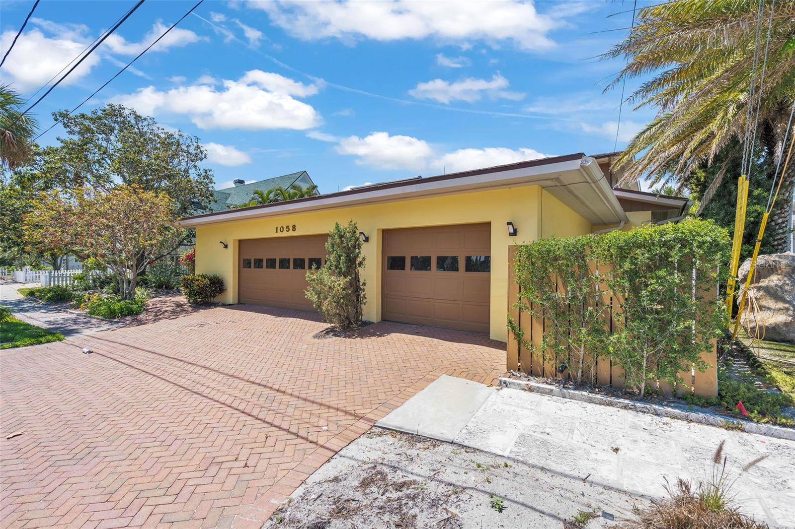 TB8377994 Property Photo