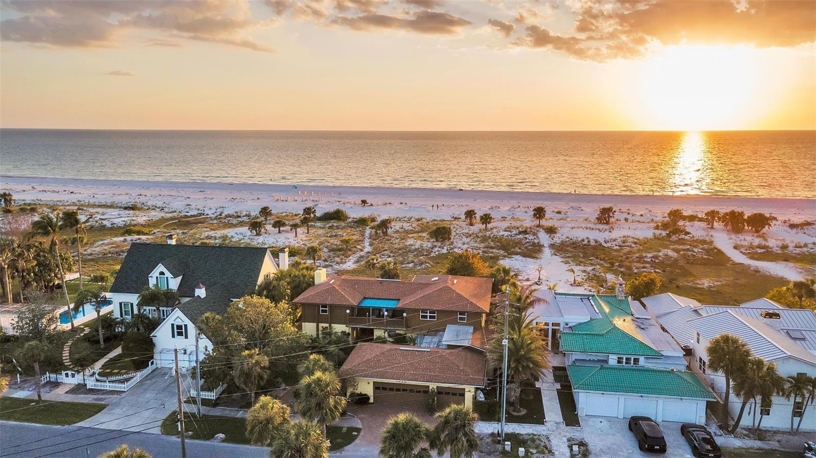 TB8377994 Property Photo