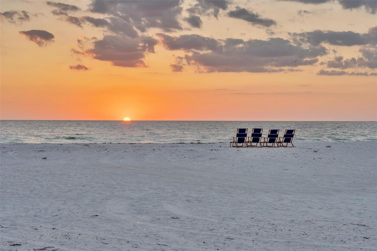 TB8377994 Property Photo