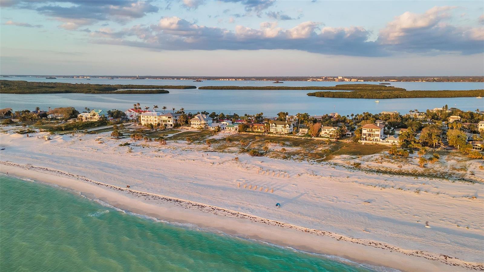 TB8377994 Property Photo