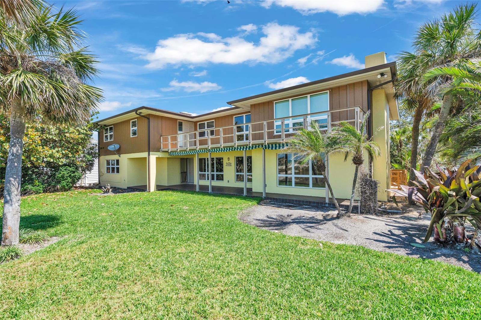 TB8377994 Property Photo