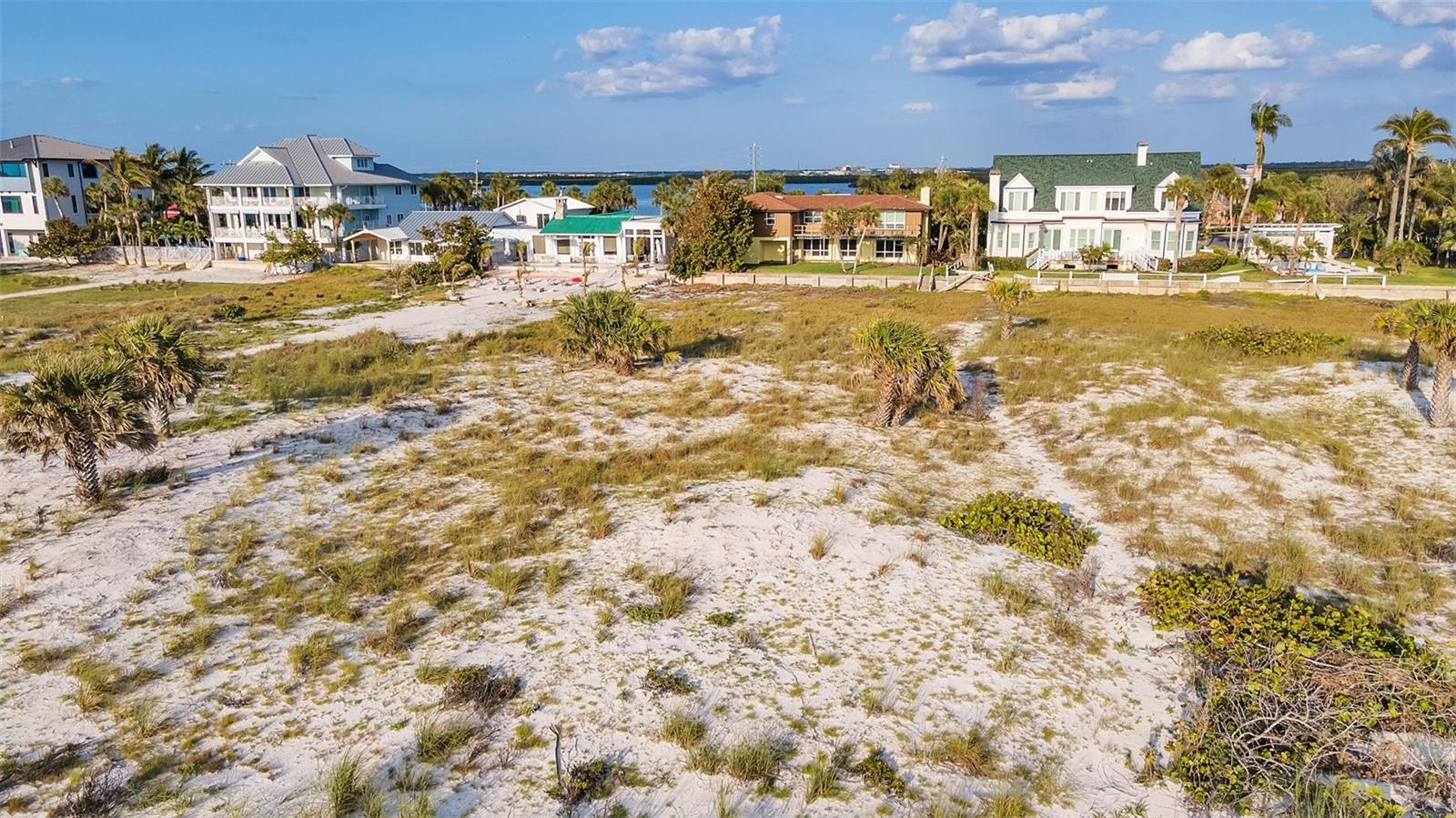 TB8377994 Property Photo