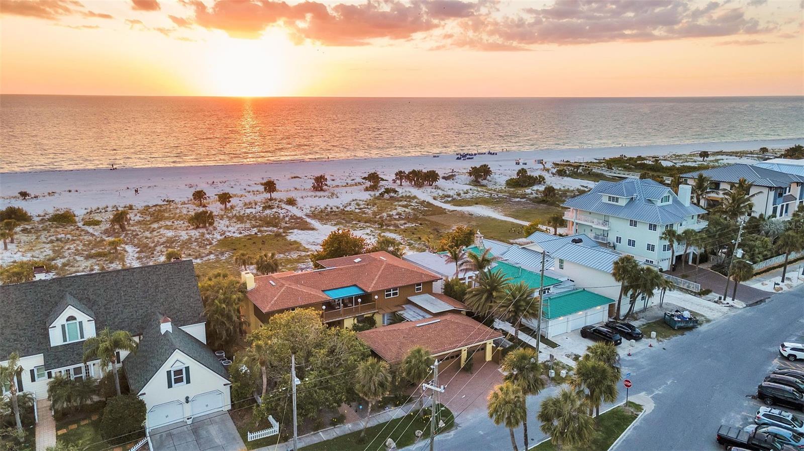 TB8377994 Property Photo