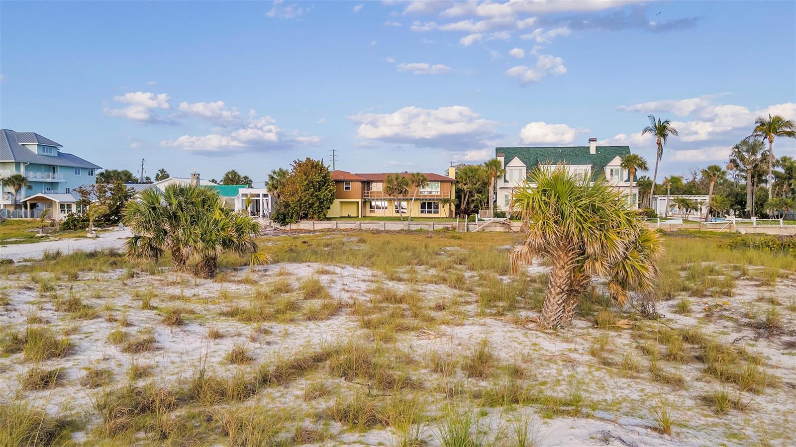 TB8377994 Property Photo