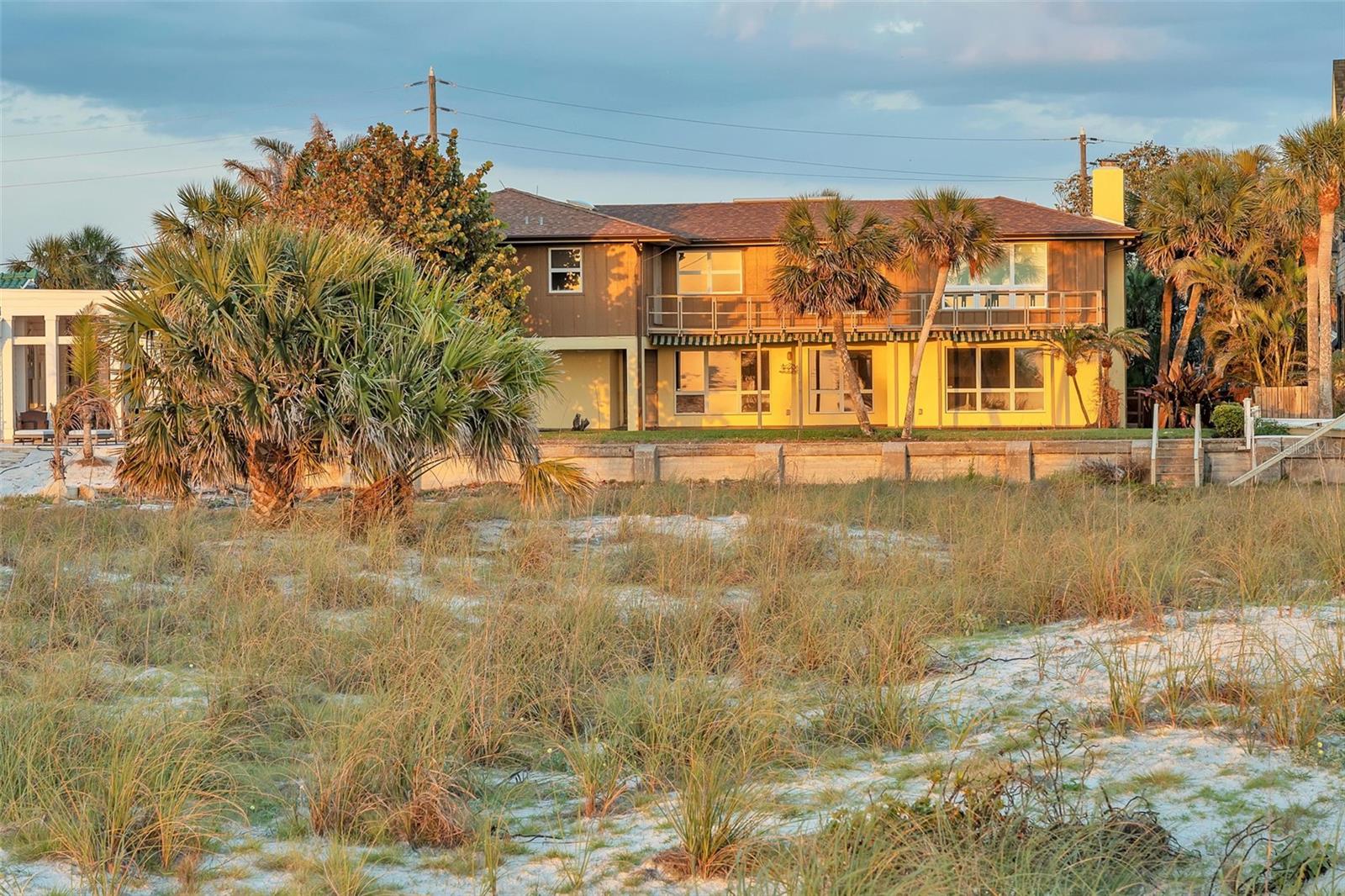 TB8377994 Property Photo