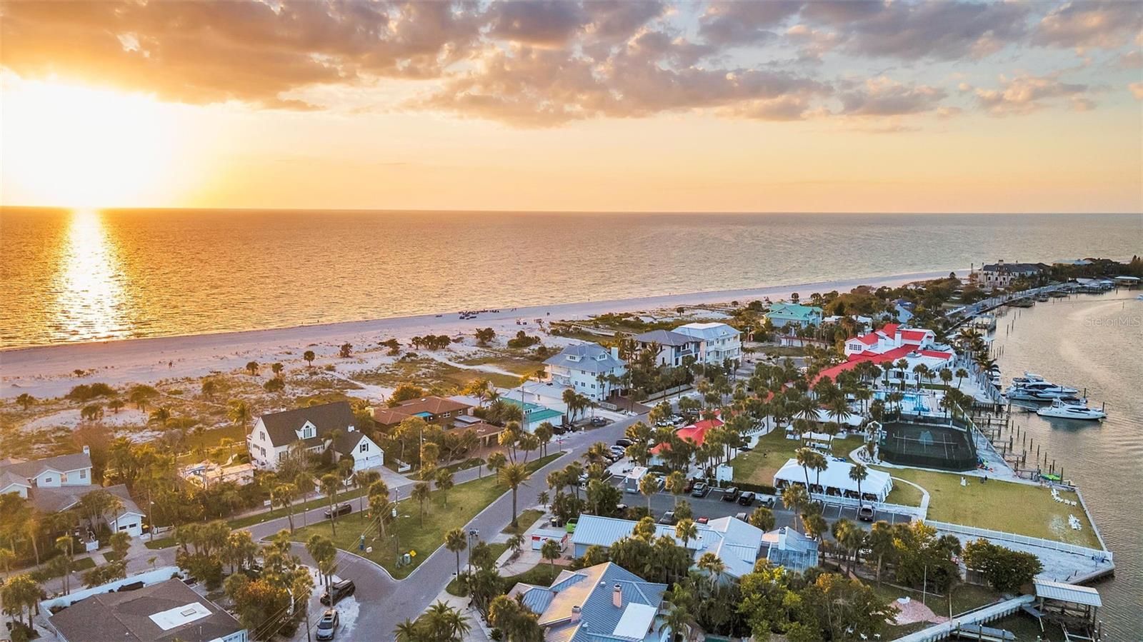 TB8377994 Property Photo