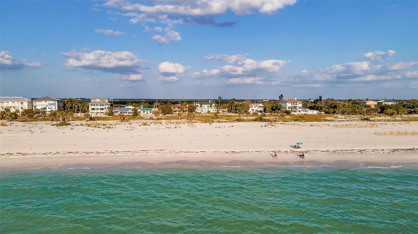 TB8377994 Property Photo