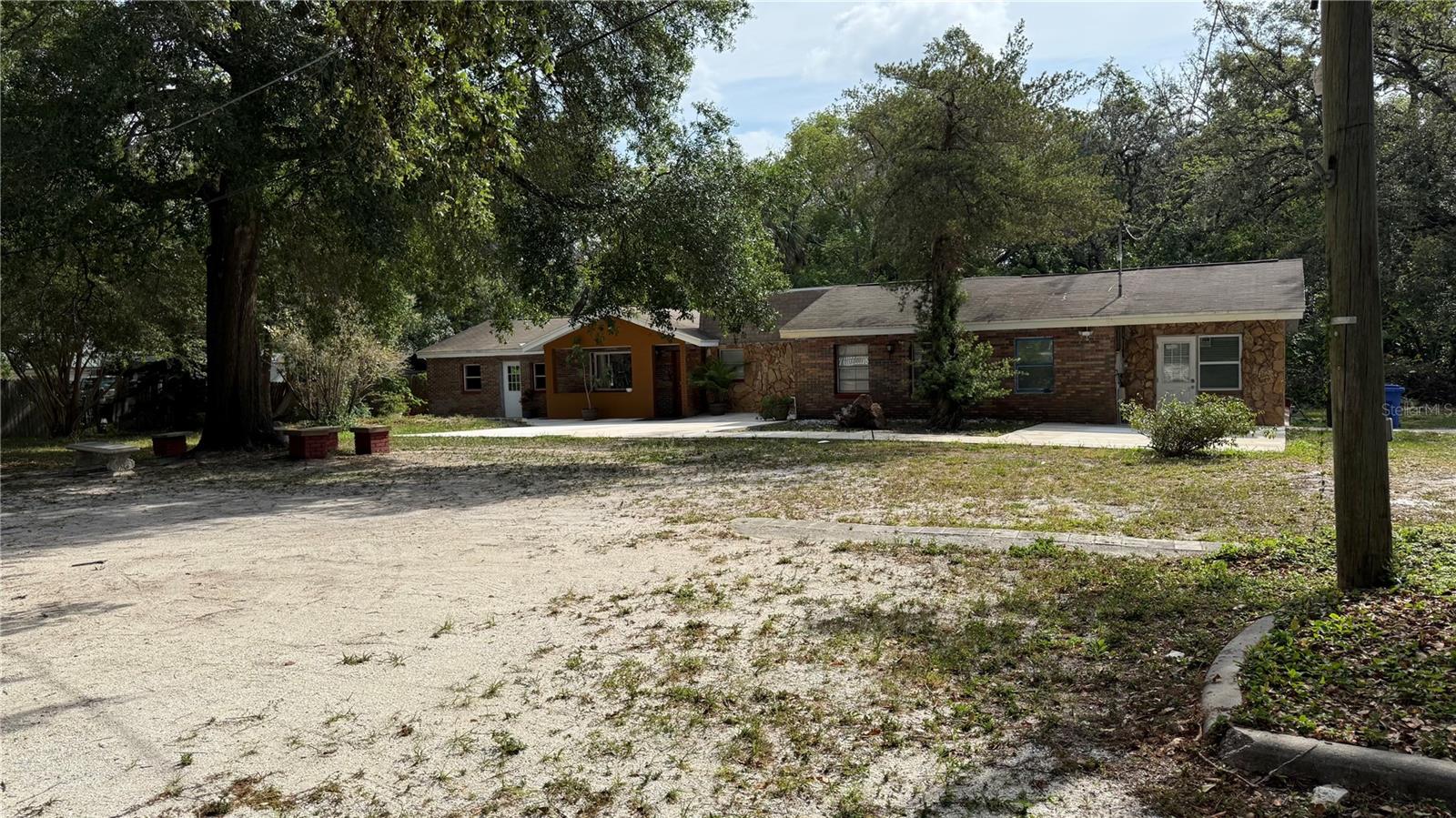 11727 N OLA AVE, TAMPA, FL, 33612