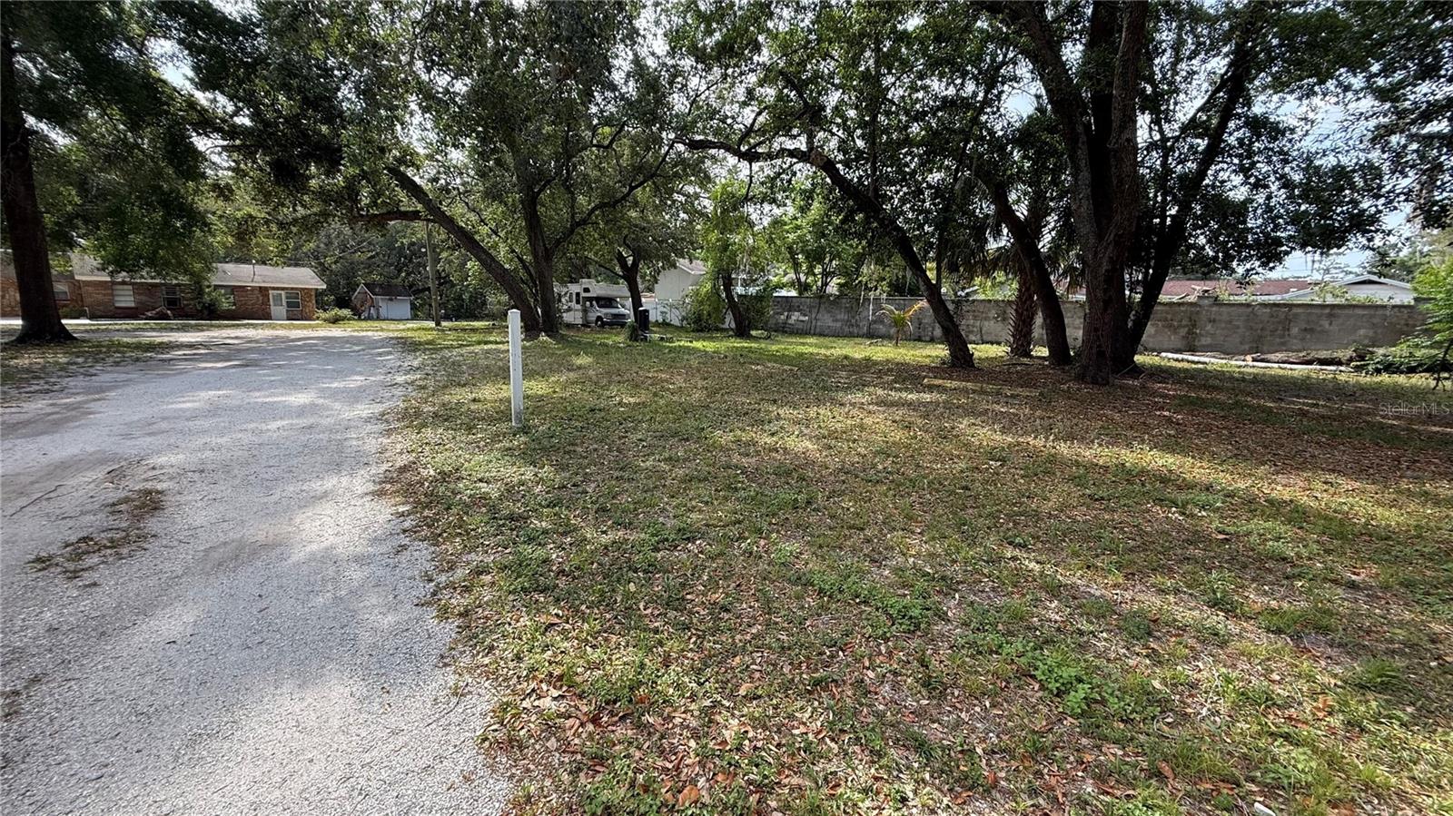 11727 N OLA AVE, TAMPA, FL, 33612