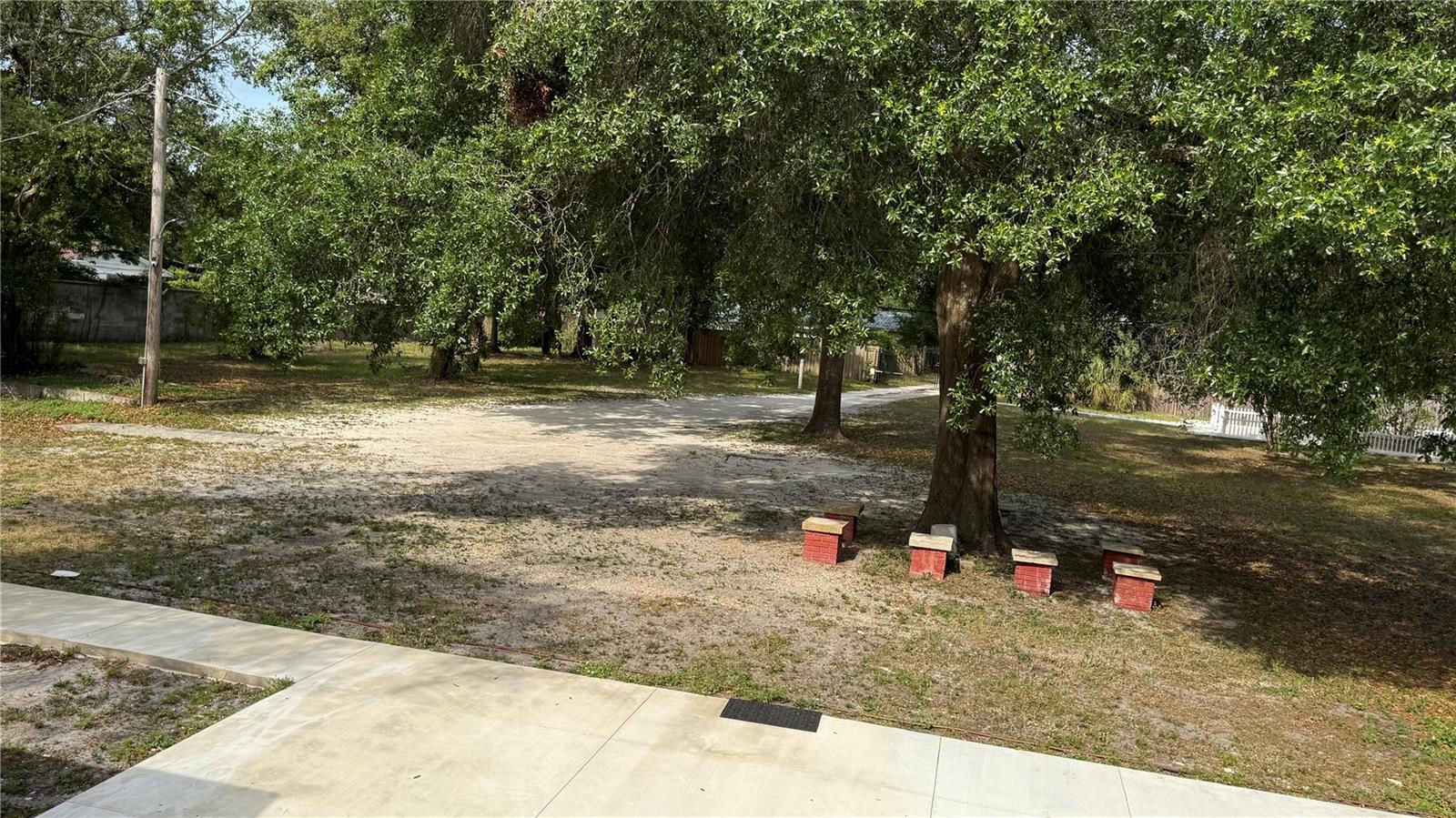 11727 N OLA AVE, TAMPA, FL, 33612