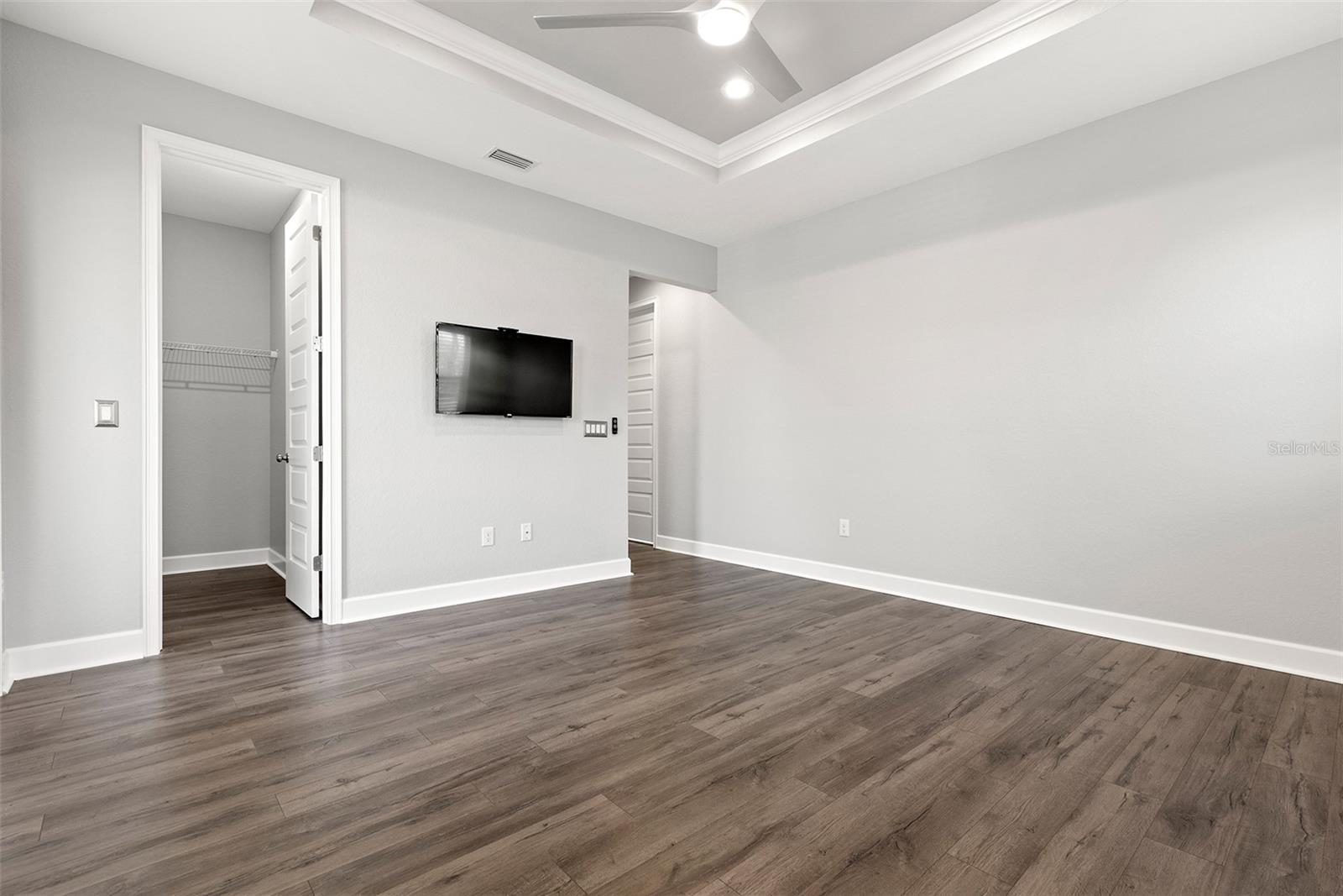 2124 W BEACH ST, TAMPA, FL, 33607