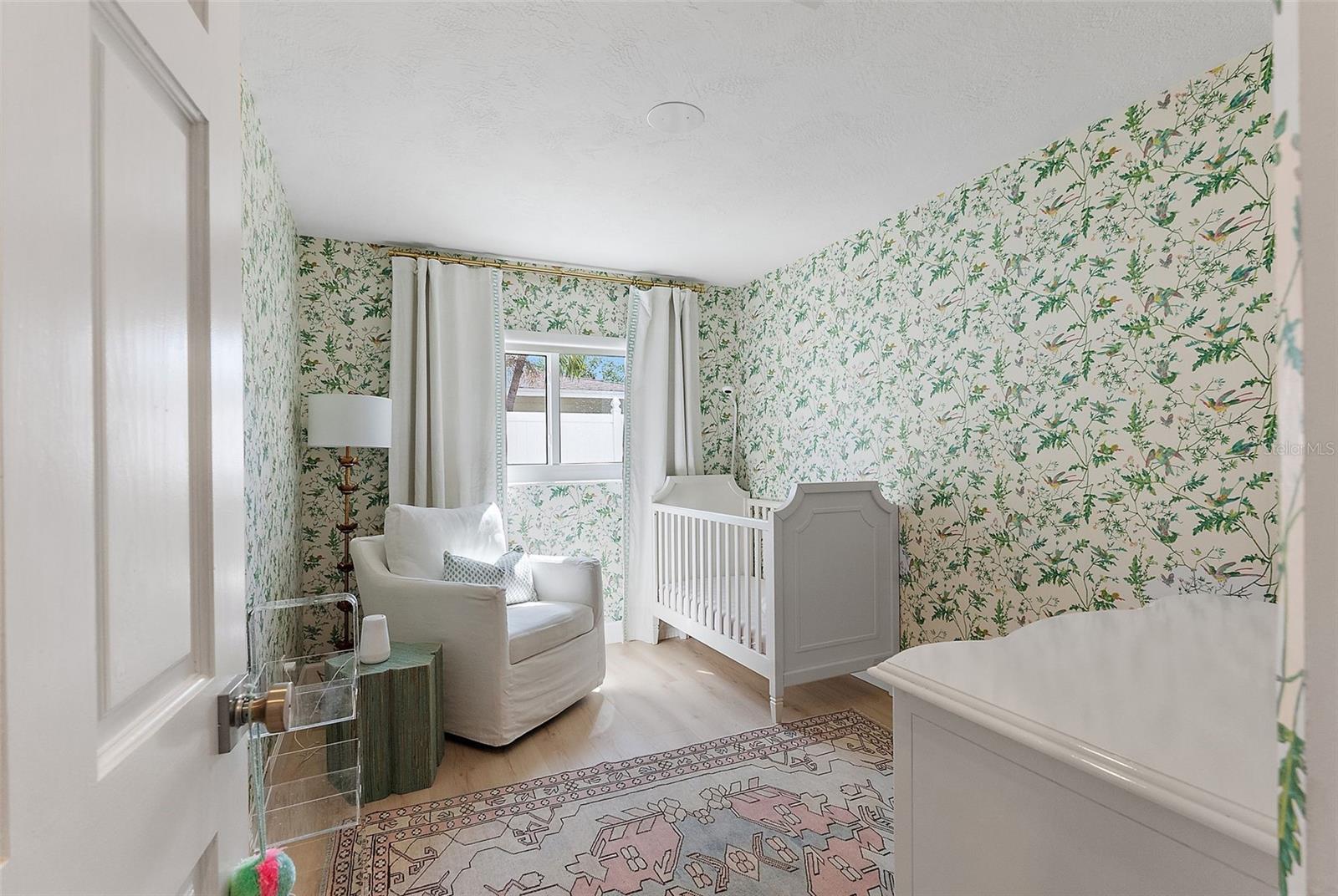 1112 38TH AVE NE, ST PETERSBURG, FL, 33704