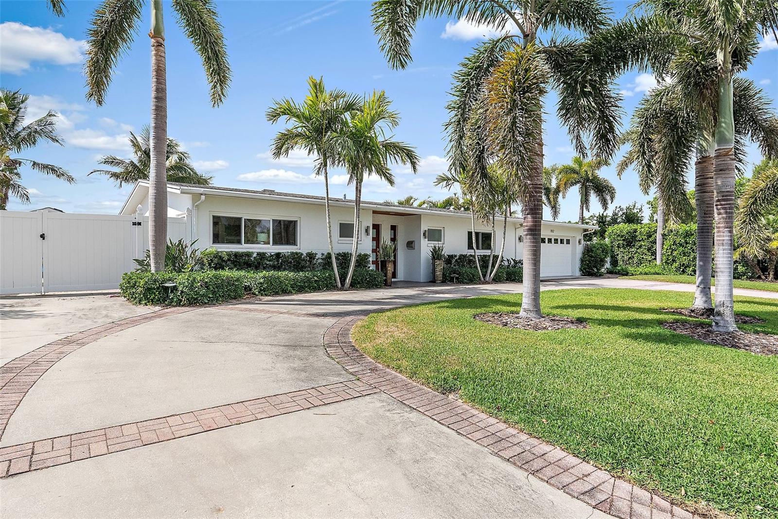 1112 38TH AVE NE, ST PETERSBURG, FL, 33704