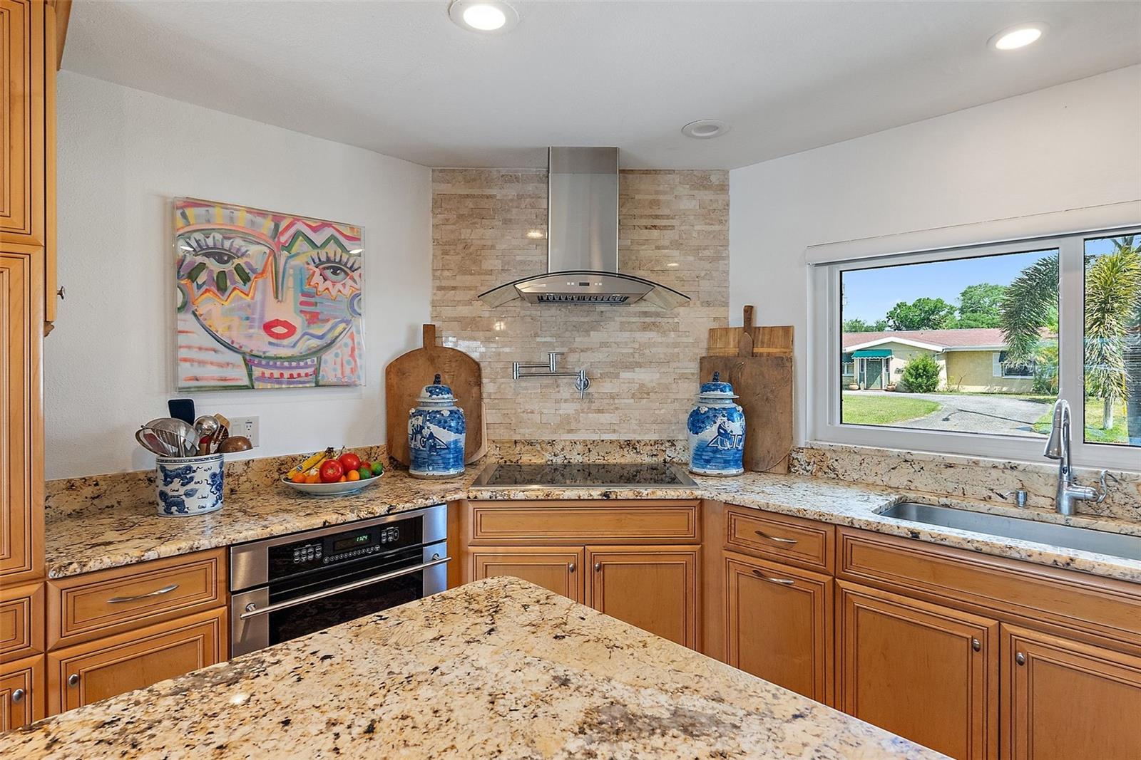 1112 38TH AVE NE, ST PETERSBURG, FL, 33704