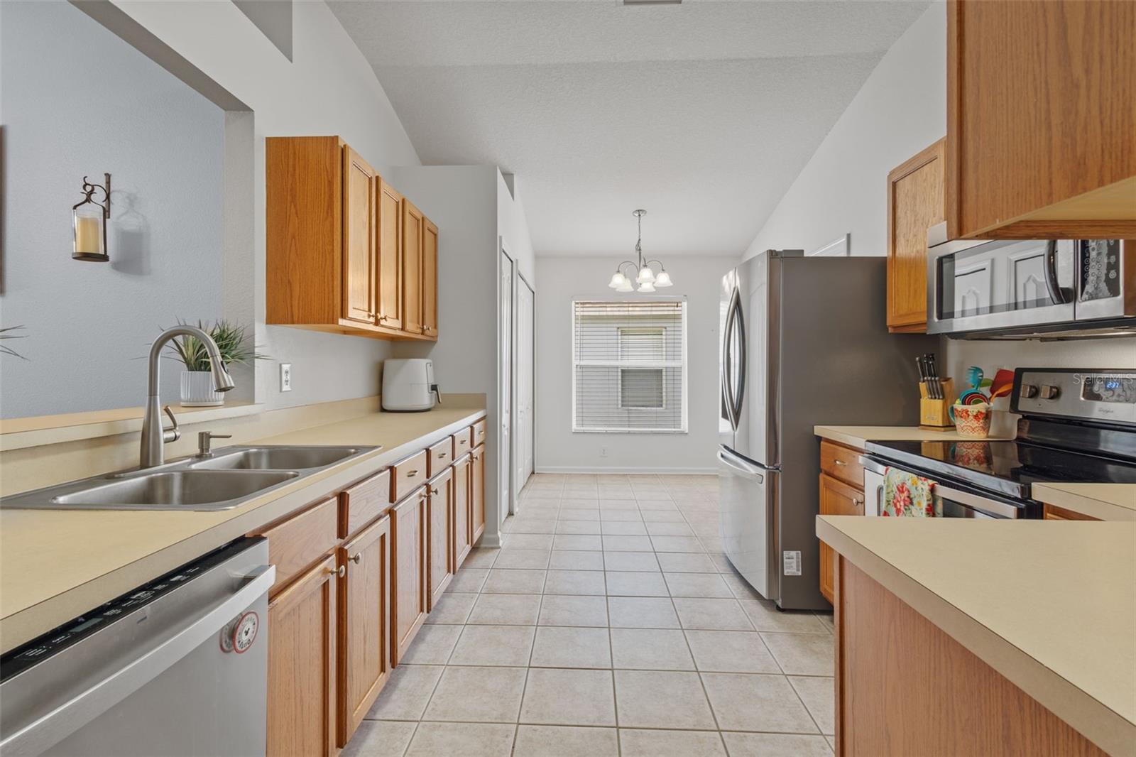 25304 LEXINGTON OAKS BLVD, WESLEY CHAPEL, FL, 33544