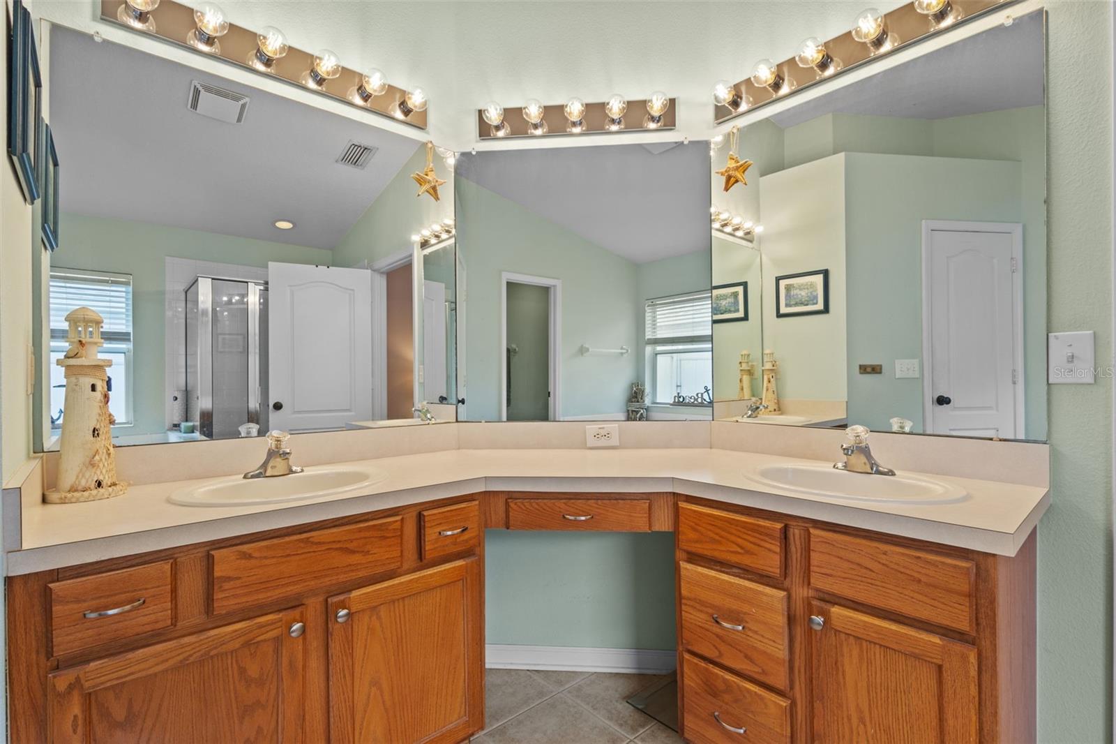 25304 LEXINGTON OAKS BLVD, WESLEY CHAPEL, FL, 33544