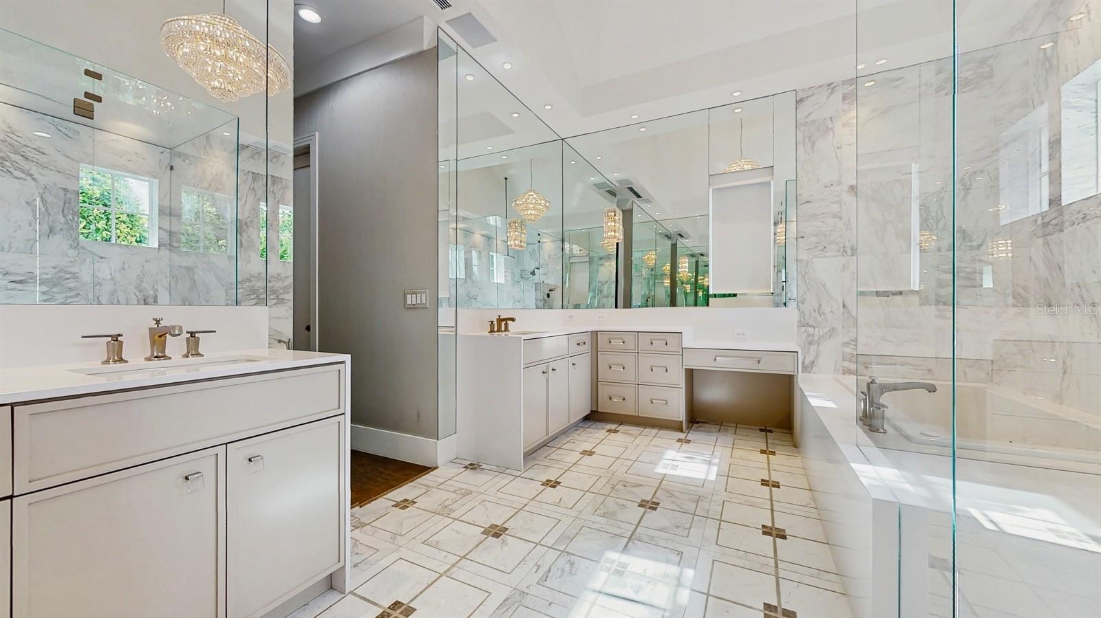 O6302616 Property Photo