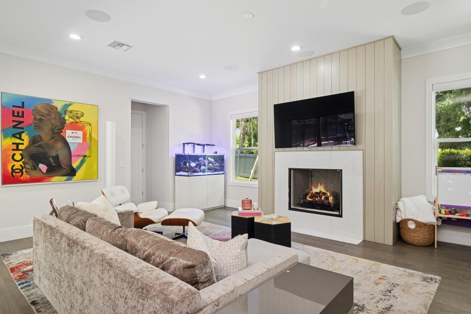 O6302616 Property Photo