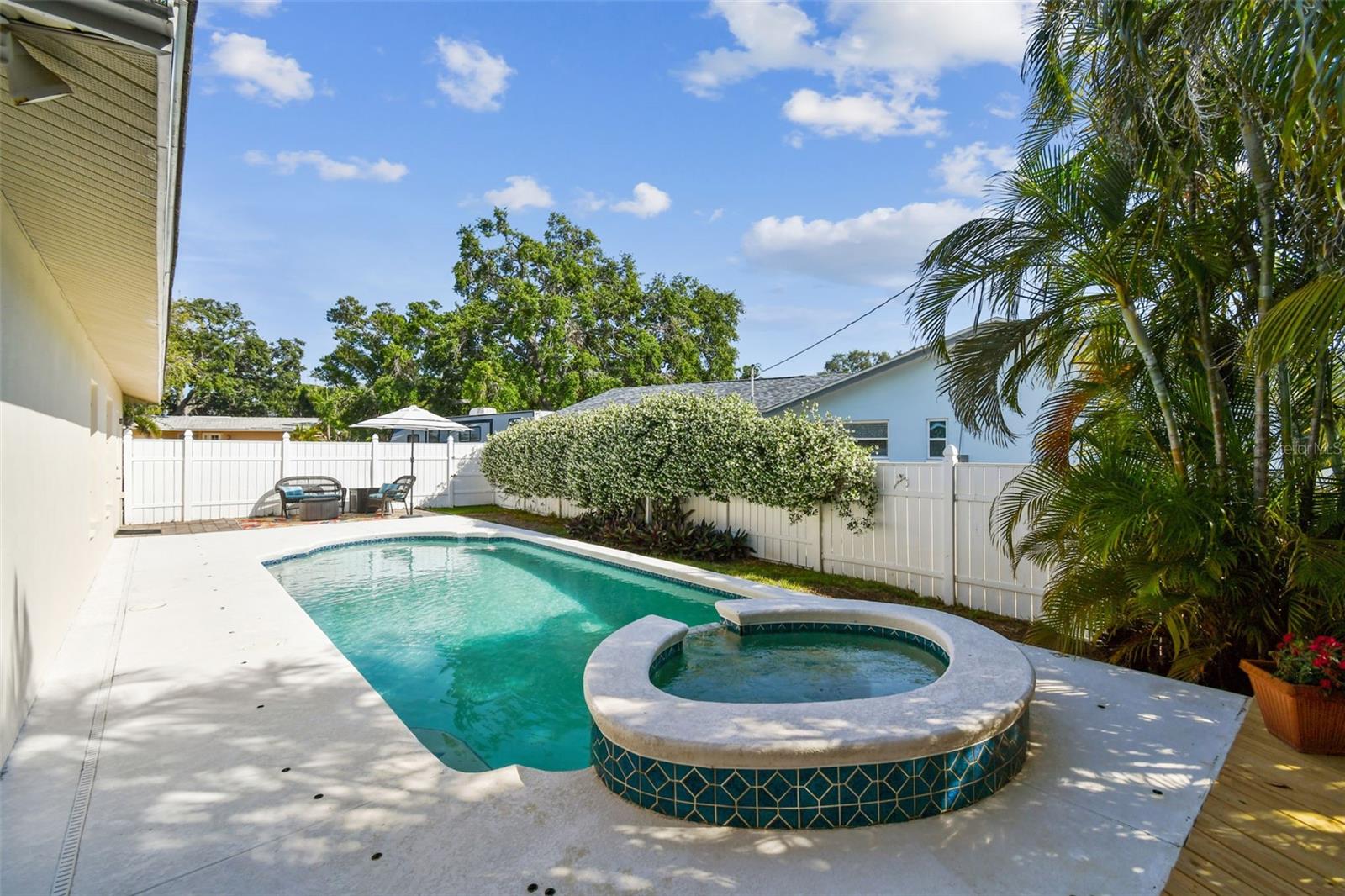 14078 LEEWARD DR, SEMINOLE, FL, 33776