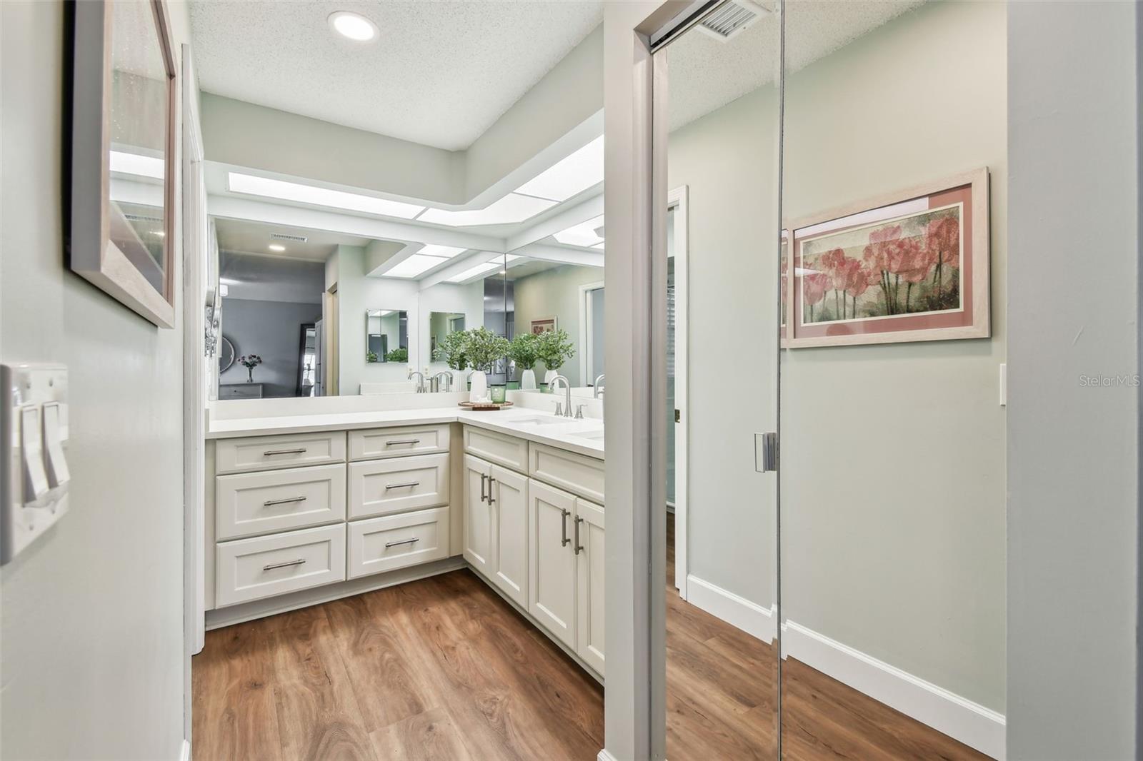 14078 LEEWARD DR, SEMINOLE, FL, 33776