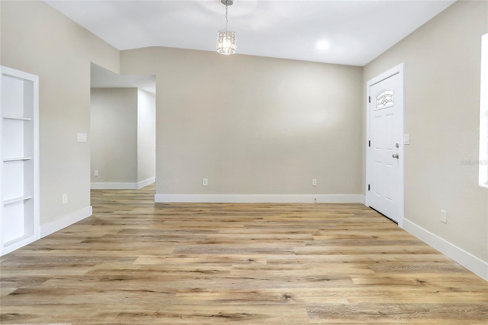 451 E 5TH ST, CHULUOTA, FL, 32766