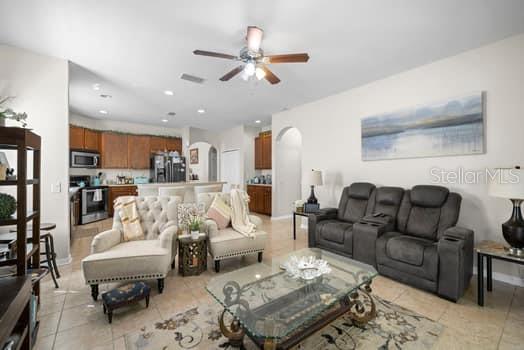 19528 SUNSET BAY DR, LAND O LAKES, FL, 34638