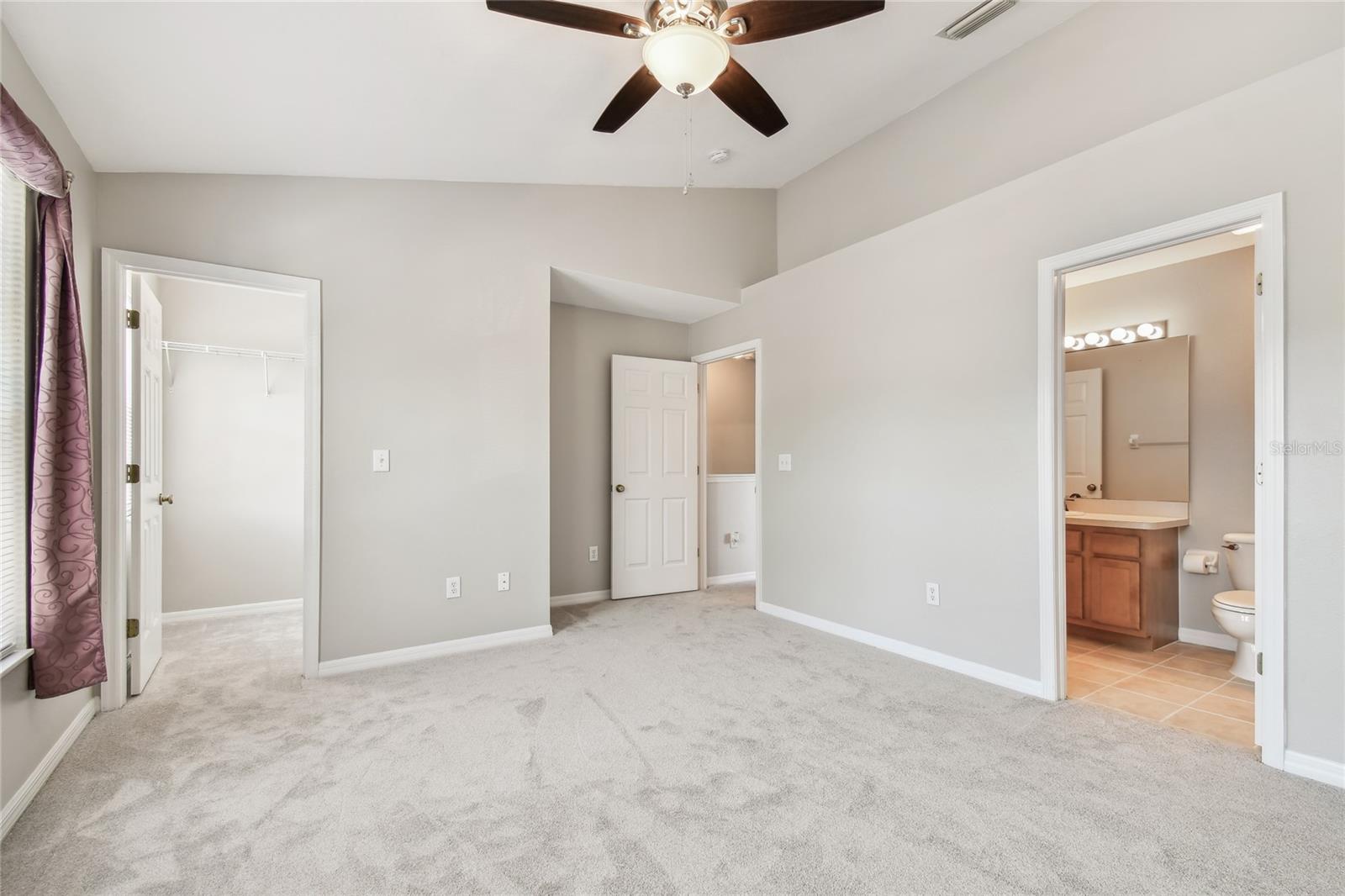 12443 COUNTRY WHITE CIR, TAMPA, FL, 33635