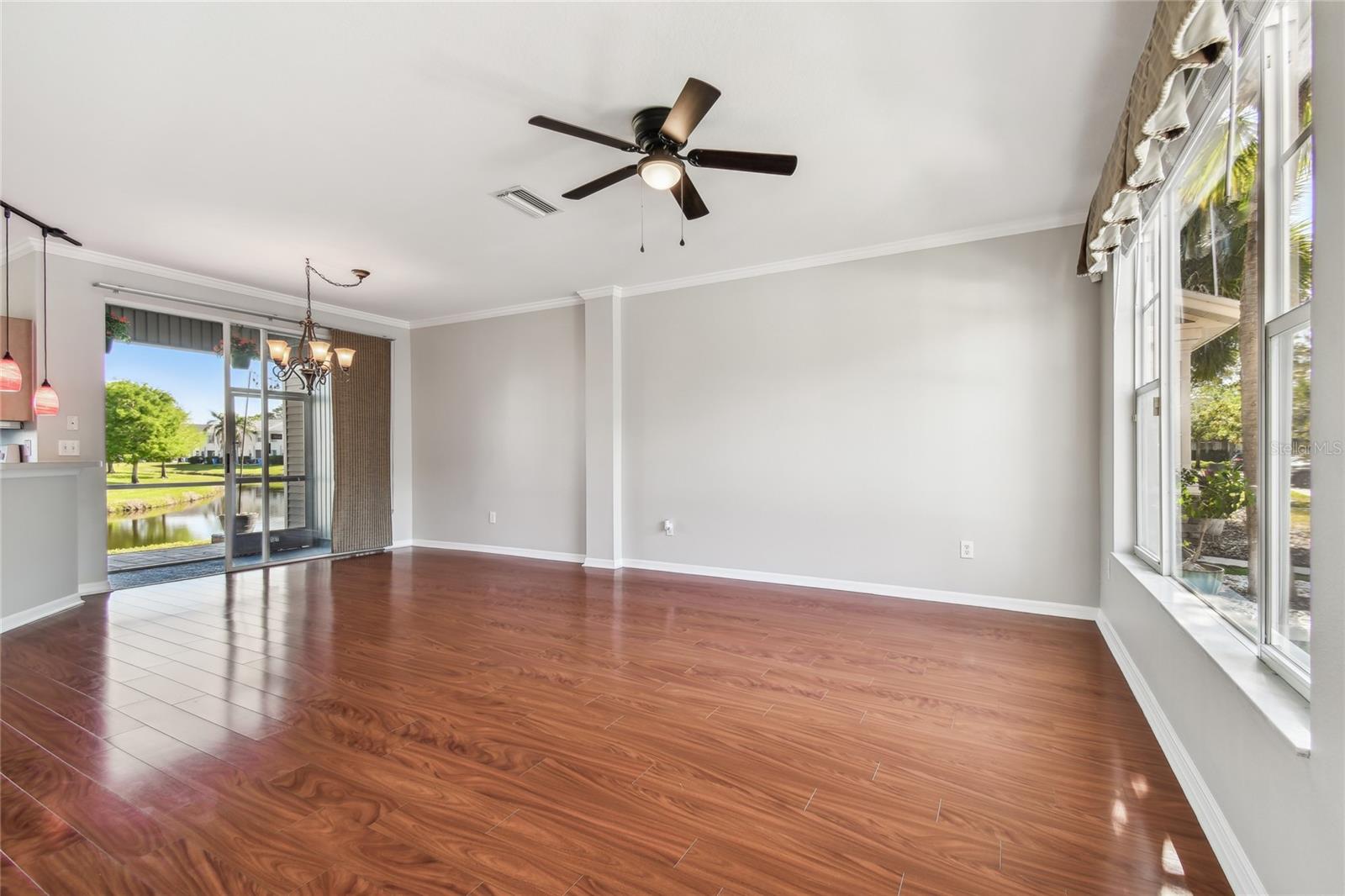 12443 COUNTRY WHITE CIR, TAMPA, FL, 33635