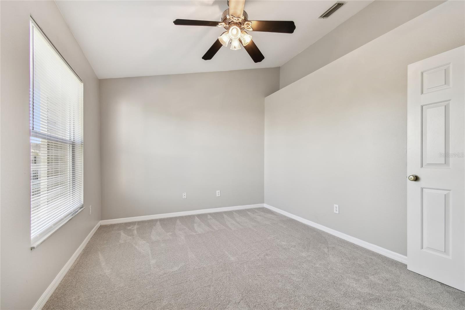 12443 COUNTRY WHITE CIR, TAMPA, FL, 33635