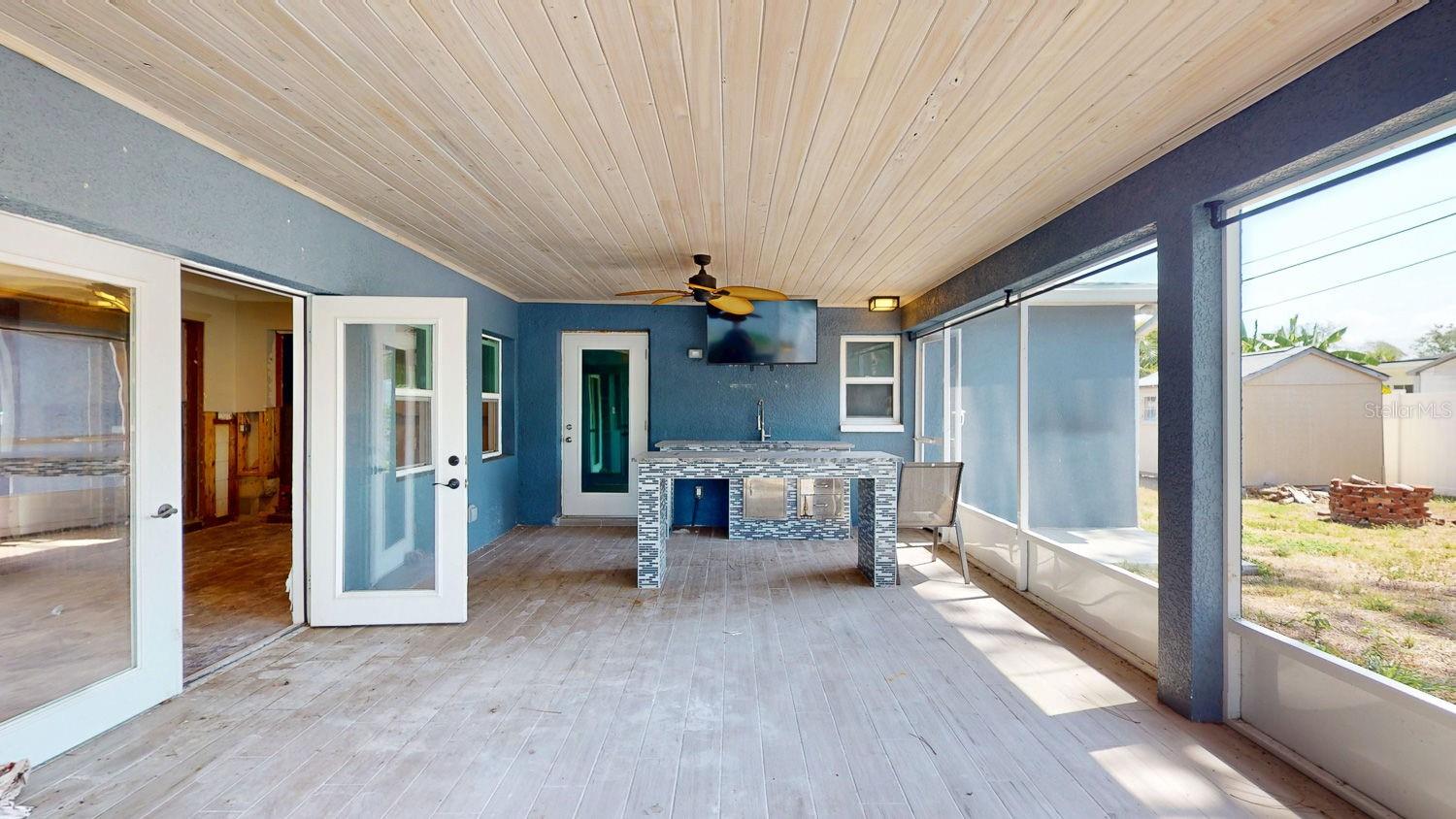 4511 HUNTINGTON ST NE, ST PETERSBURG, FL, 33703