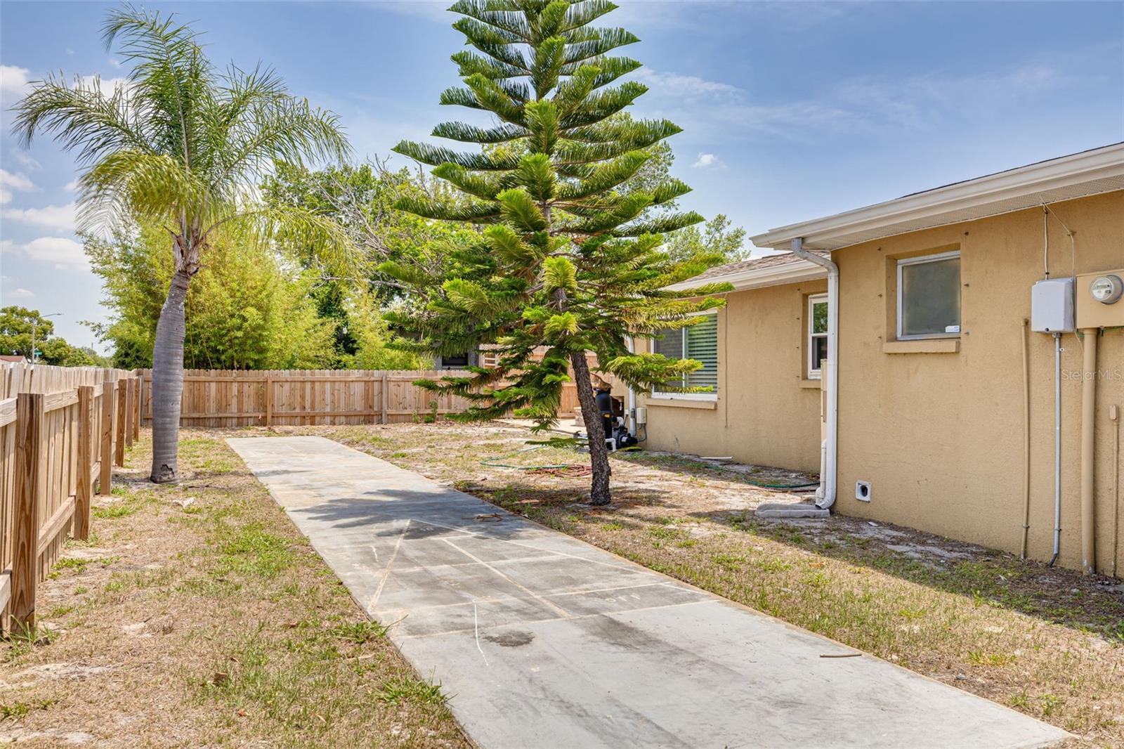 1170 CHELSEA LN, HOLIDAY, FL, 34691