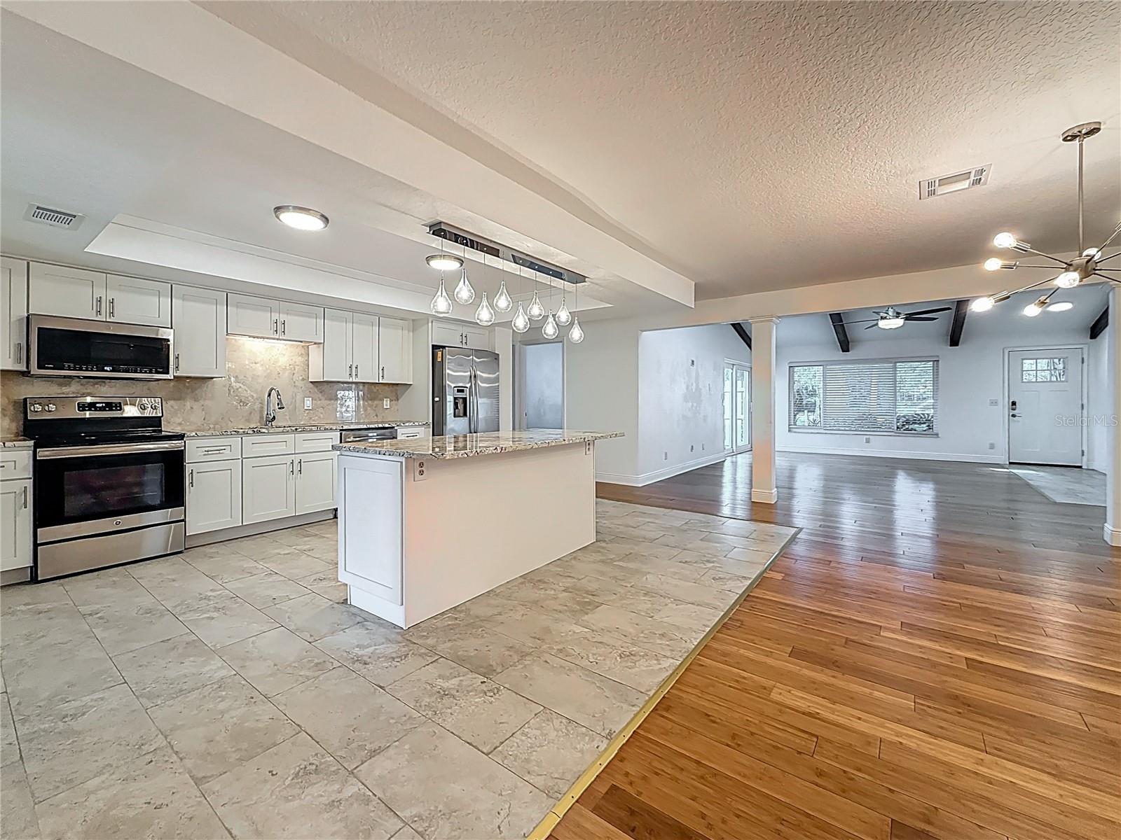 13891 FEATHER SOUND DR, CLEARWATER, FL, 33762