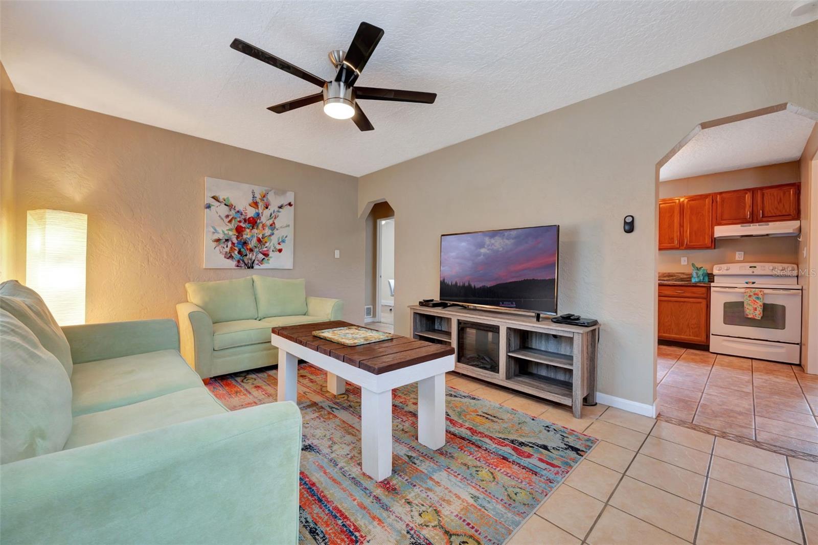 150 DEBARY DR, DEBARY, FL, 32713