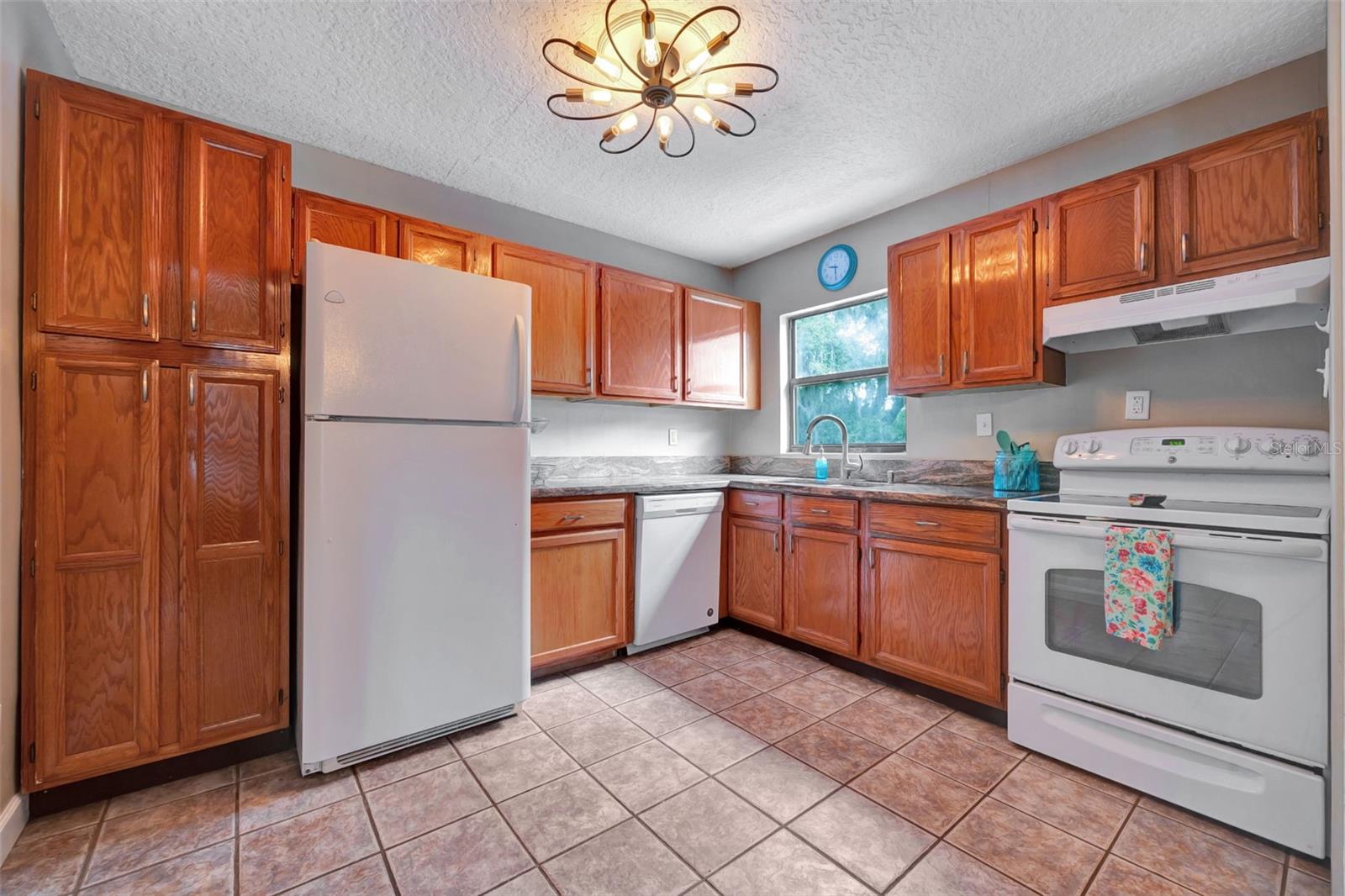 150 DEBARY DR, DEBARY, FL, 32713