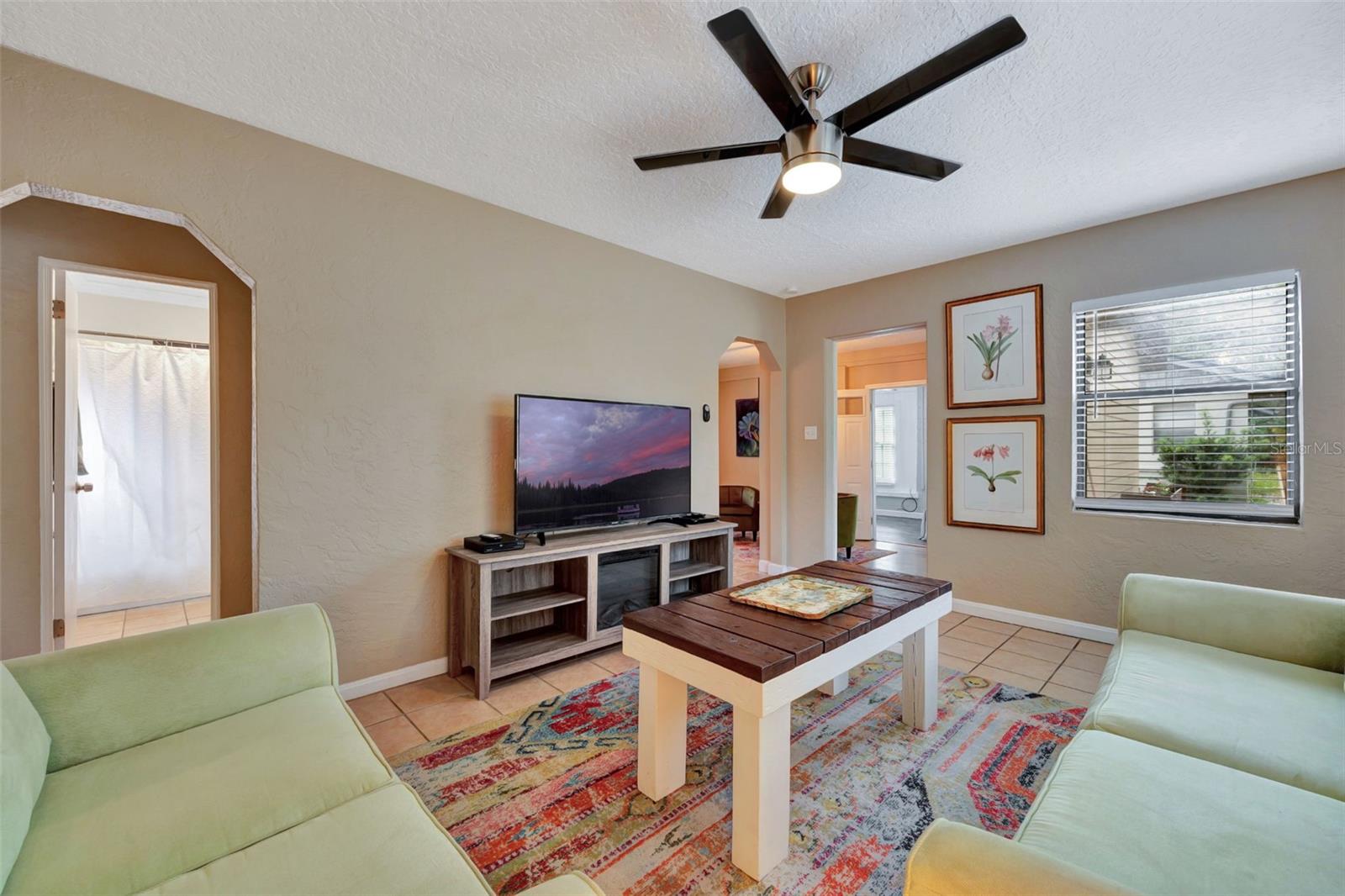 150 DEBARY DR, DEBARY, FL, 32713