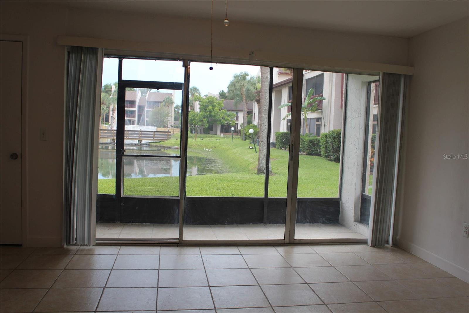 3832 N LAKE DR #116, TAMPA, FL, 33614