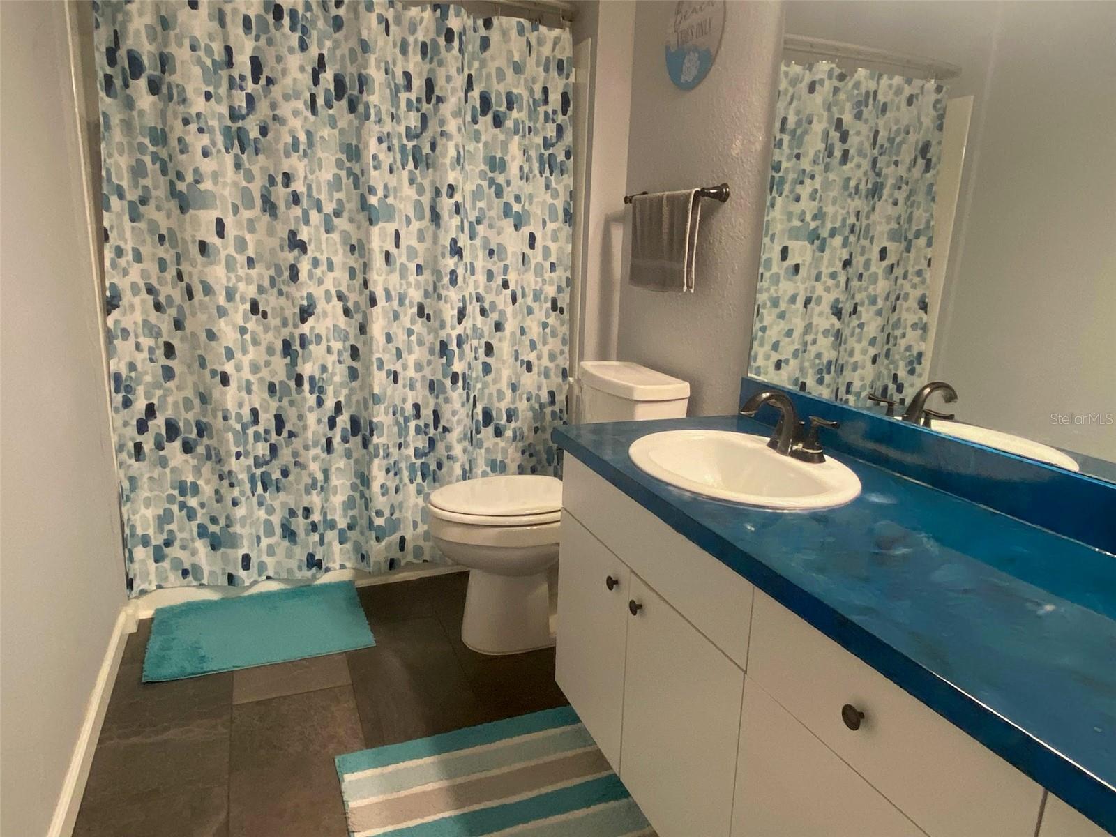 4333 BAYSIDE VILLAGE DR #214, TAMPA, FL, 33615