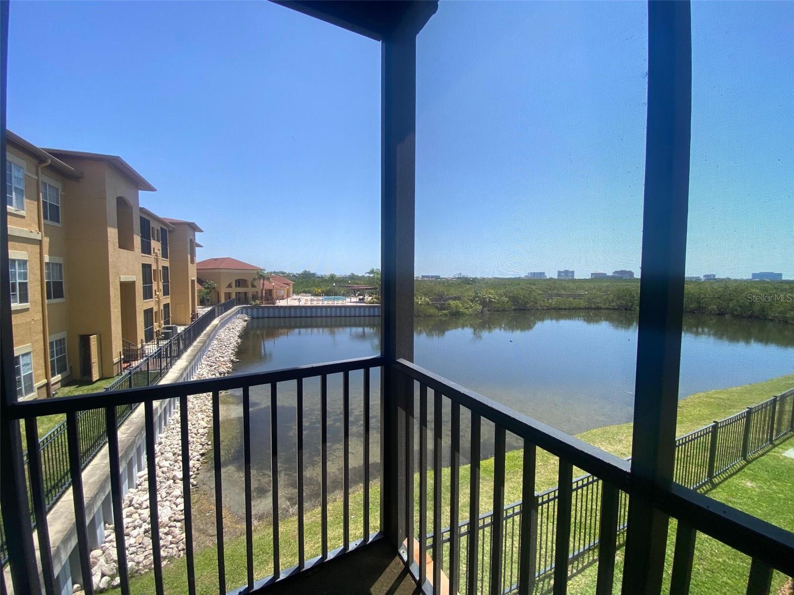 4333 BAYSIDE VILLAGE DR #214, TAMPA, FL, 33615