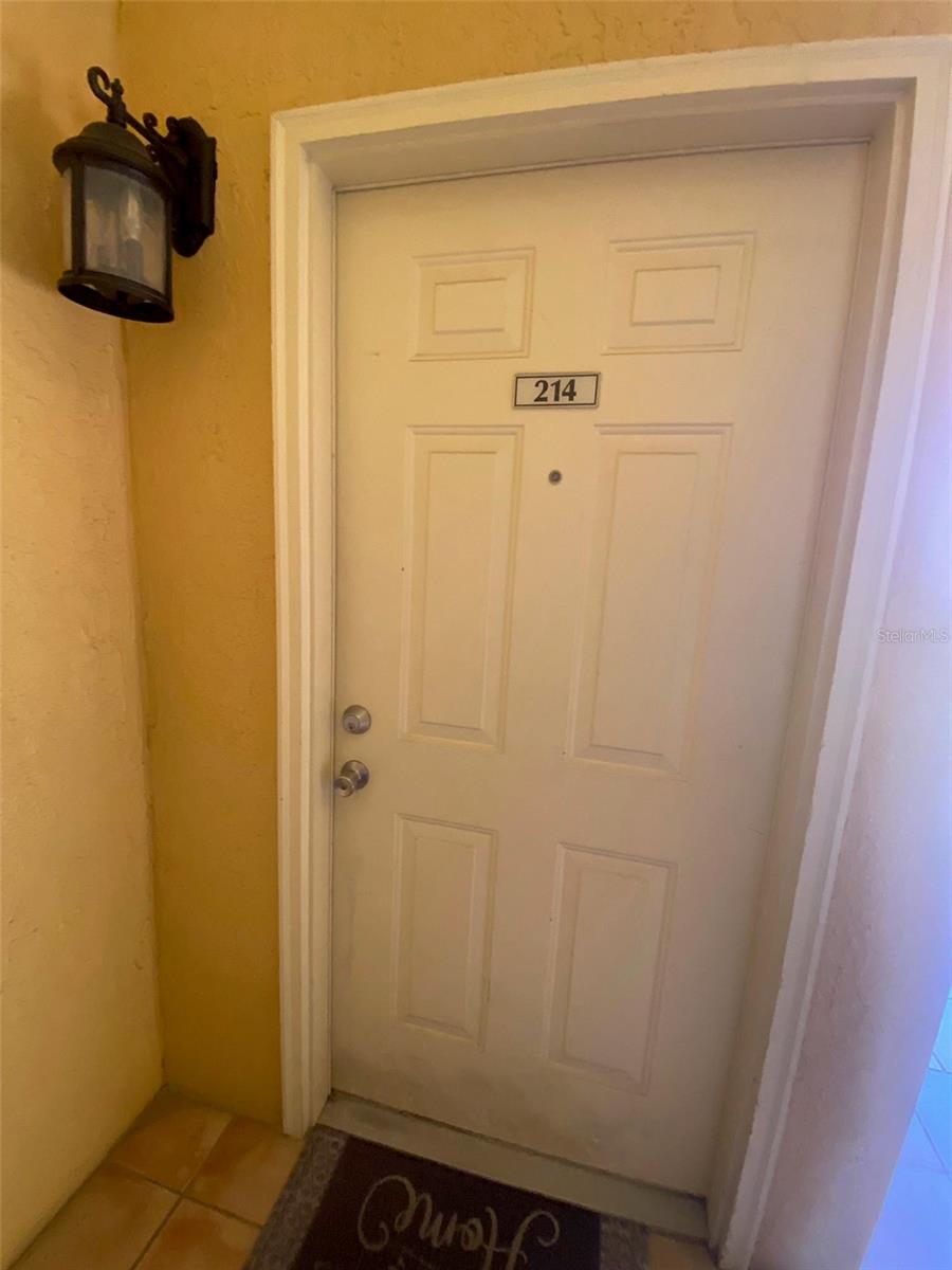 4333 BAYSIDE VILLAGE DR #214, TAMPA, FL, 33615