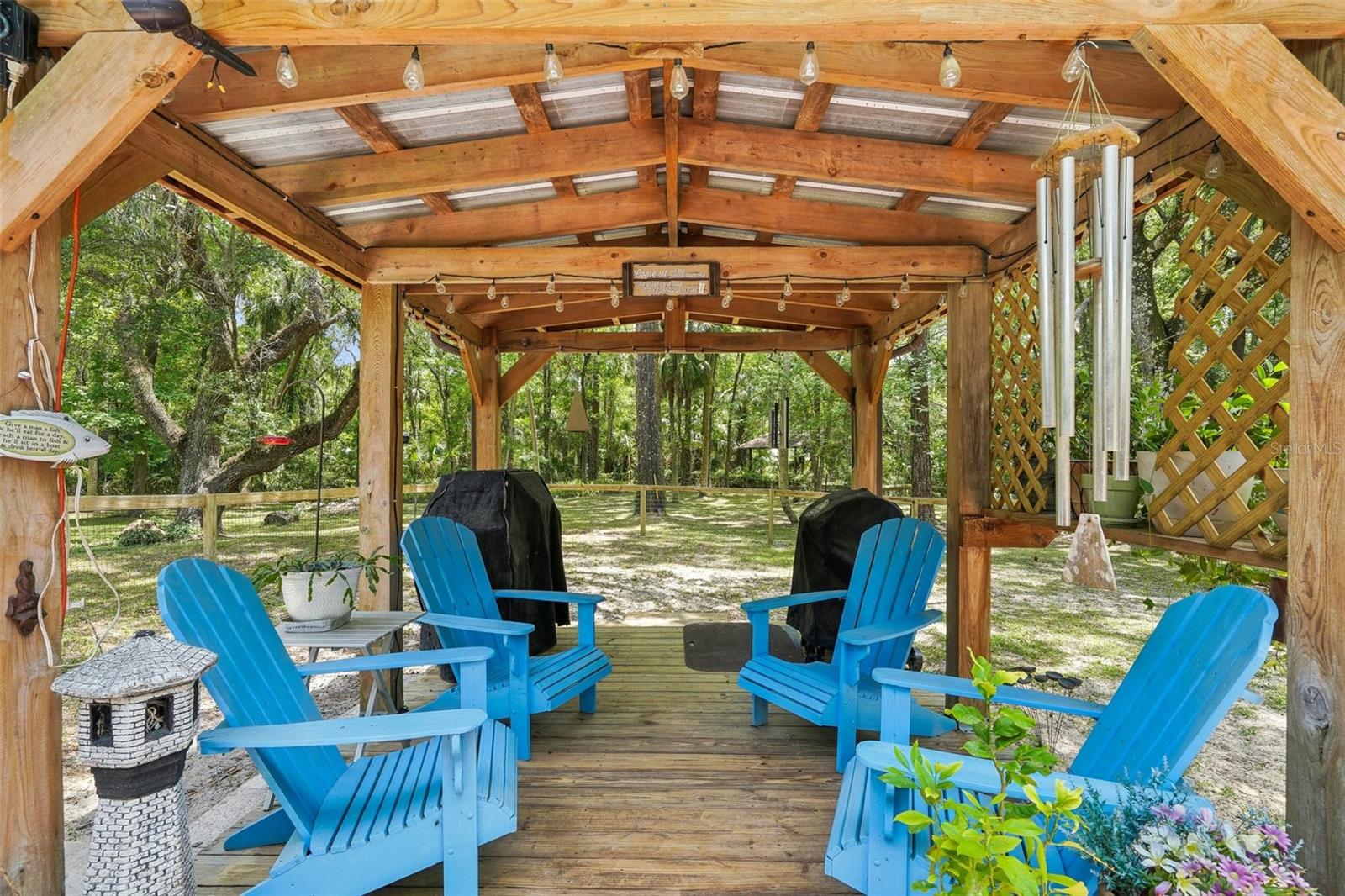 48 AZALEE AVE, INGLIS, FL, 34449