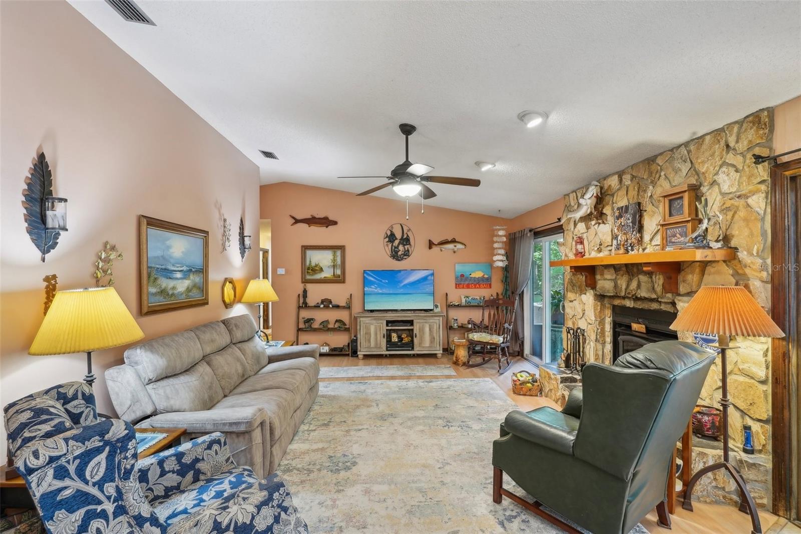 48 AZALEE AVE, INGLIS, FL, 34449