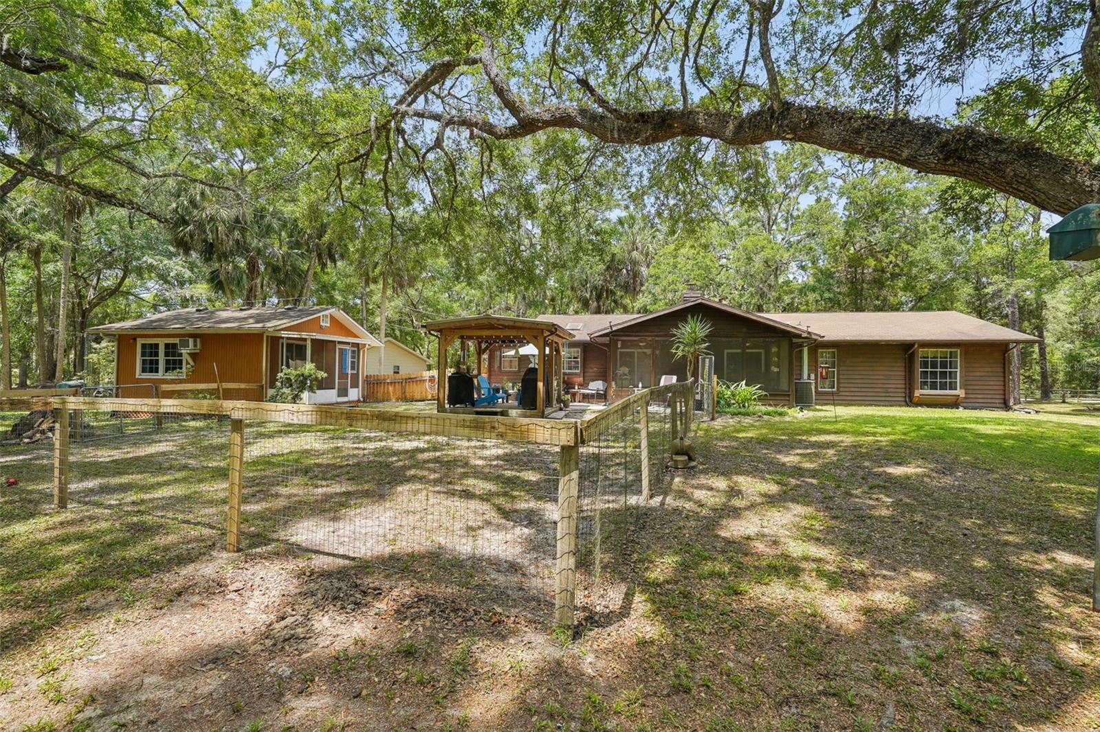 48 AZALEE AVE, INGLIS, FL, 34449