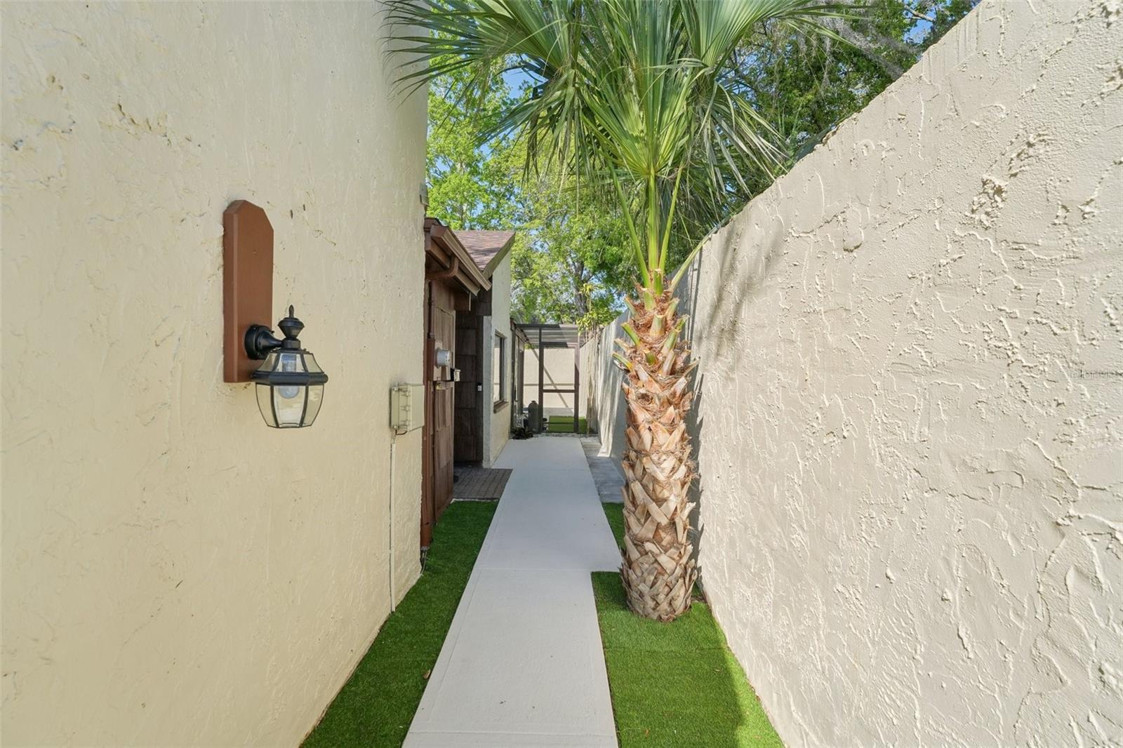 12221 SADDLE STRAP ROW, HUDSON, FL, 34667