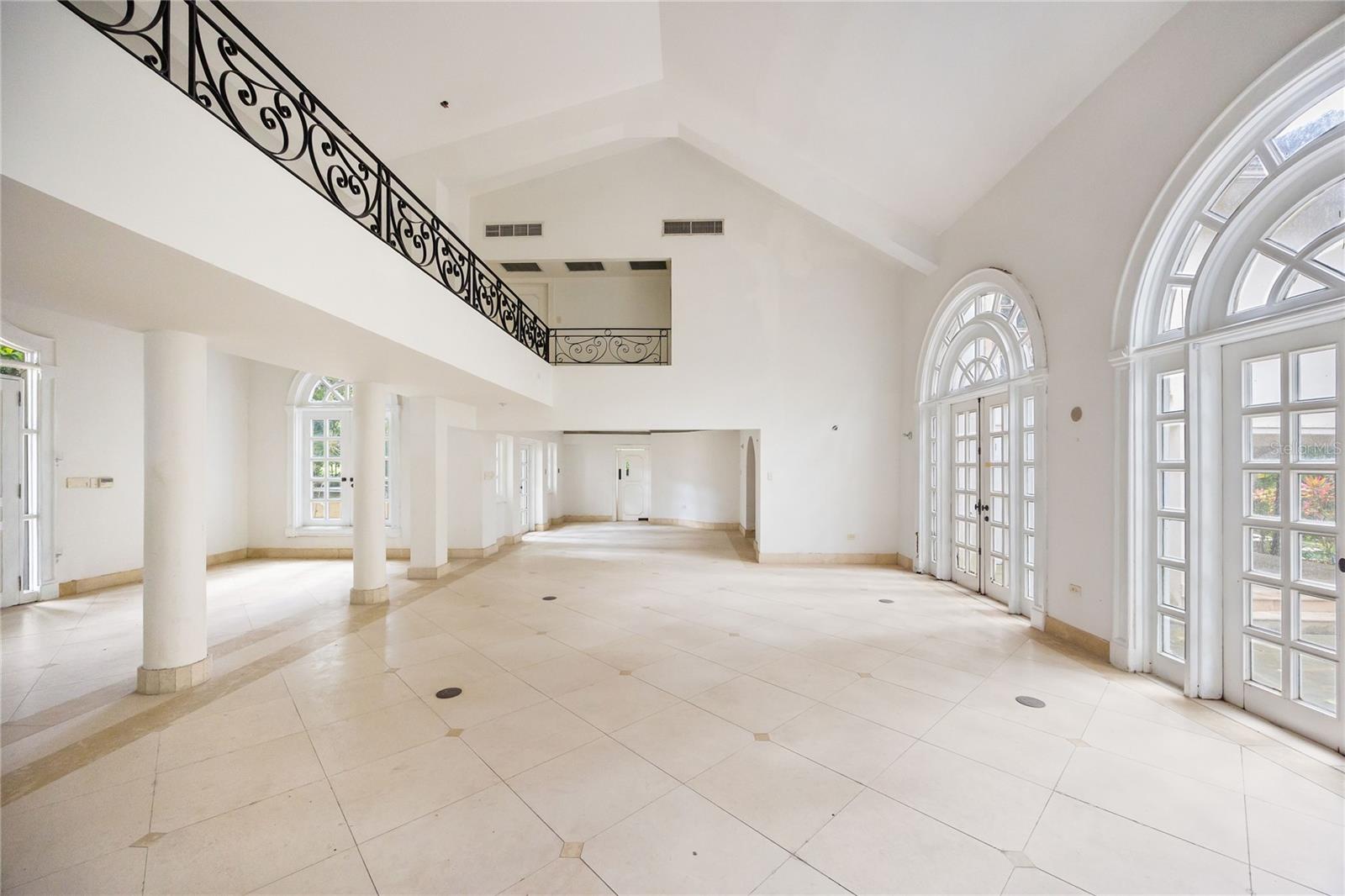 PR9113208 Property Photo