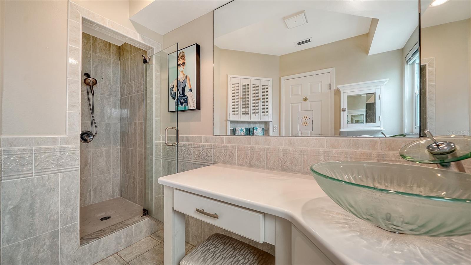 A4650163 Property Photo