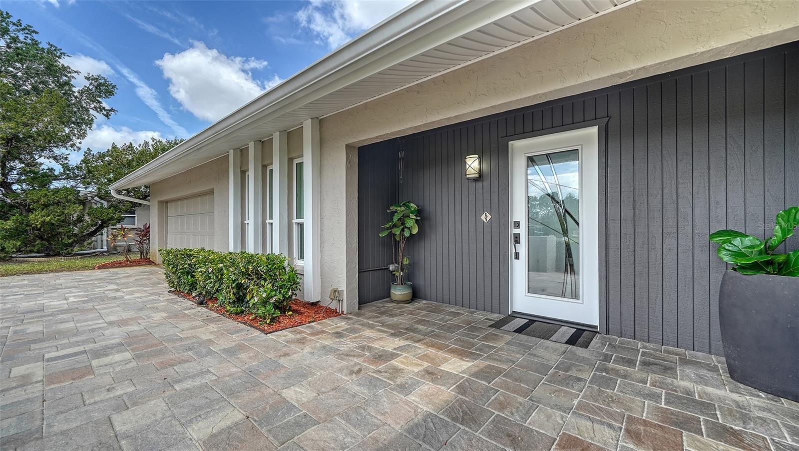 A4650163 Property Photo